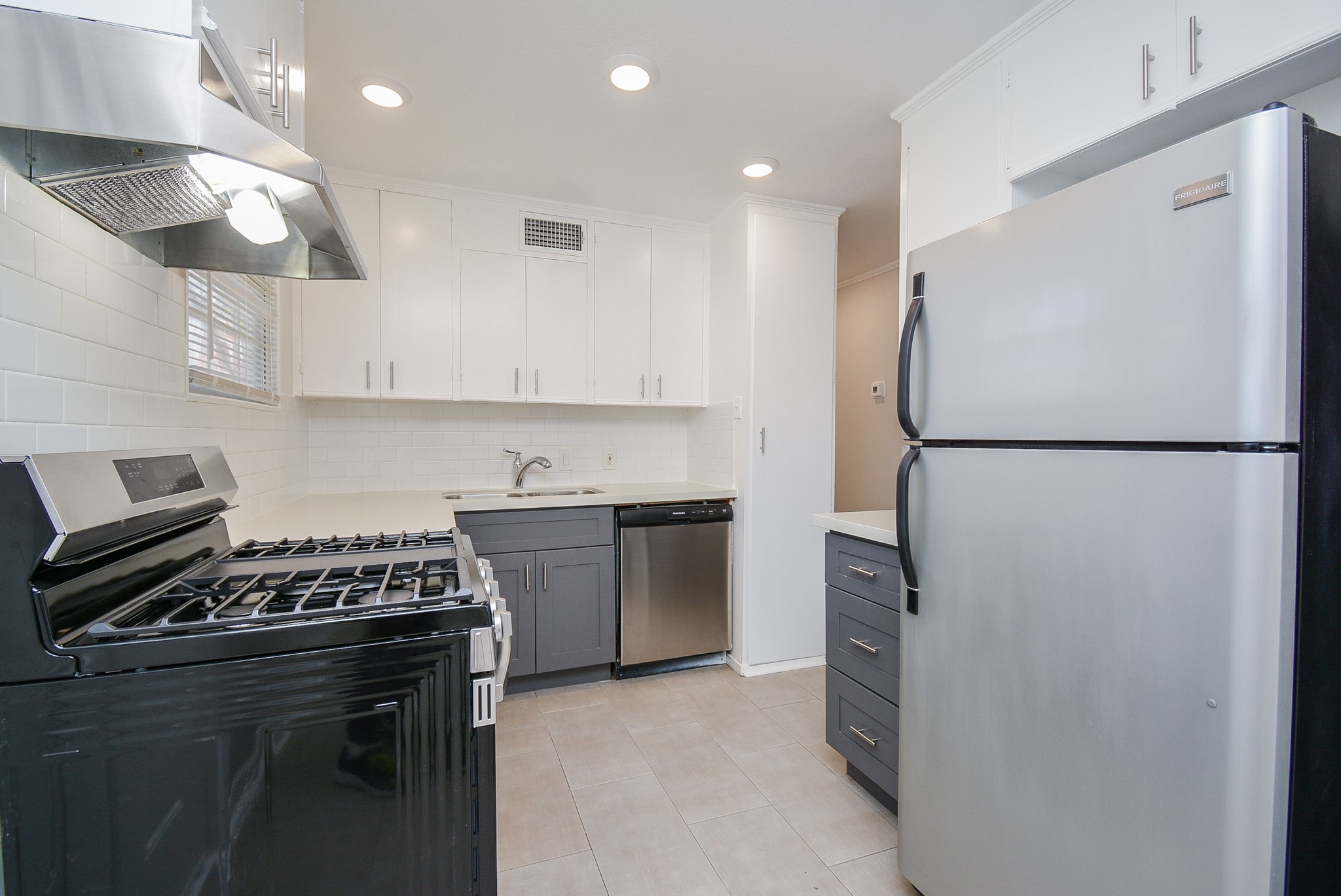 5006 Libbey Lane Property Photo 11