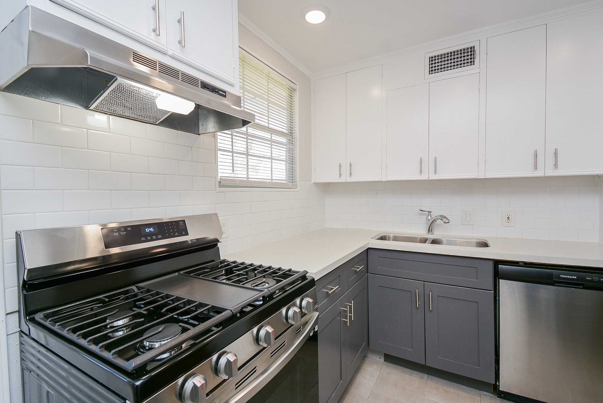 5006 Libbey Lane Property Photo 12