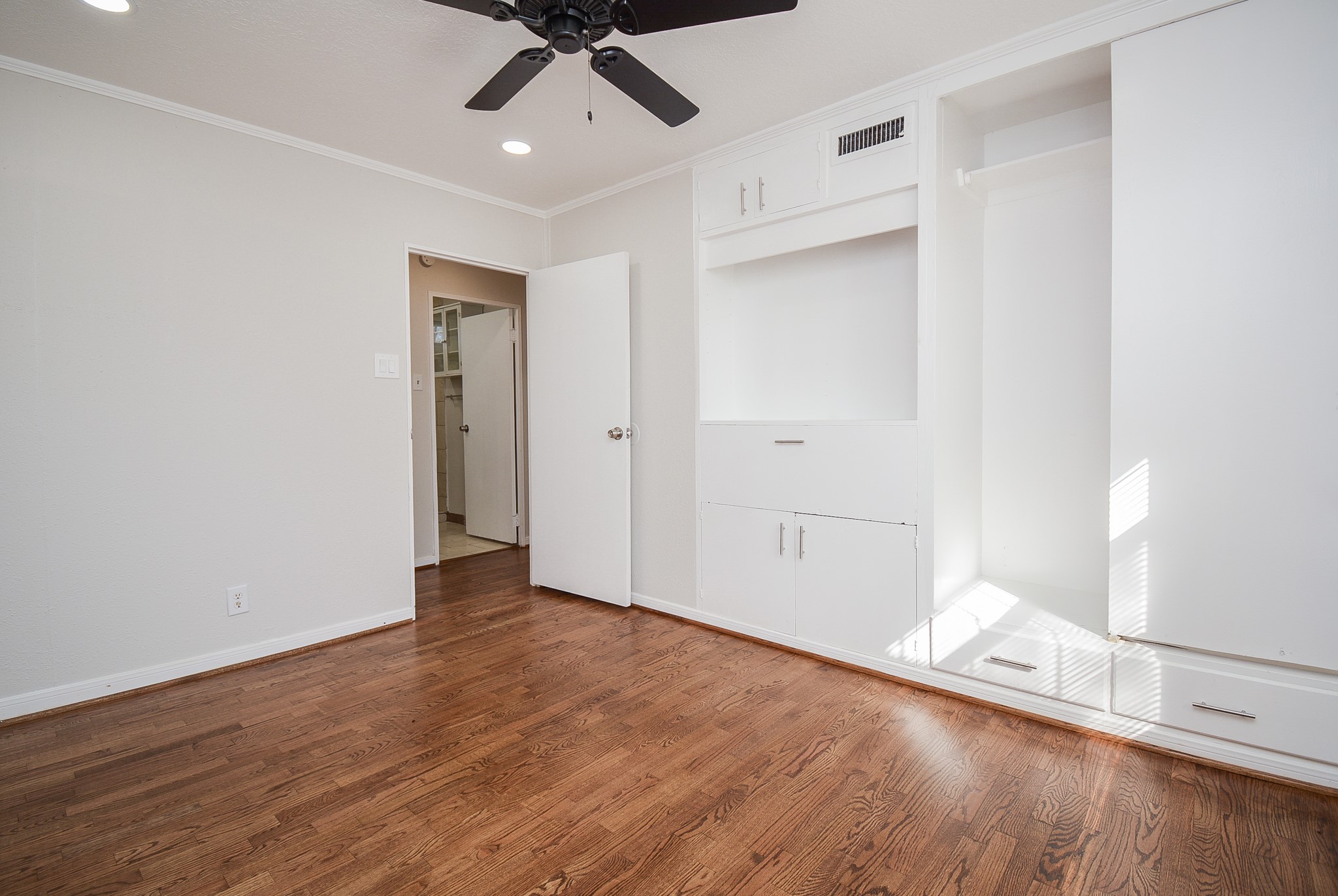 5006 Libbey Lane Property Photo 14