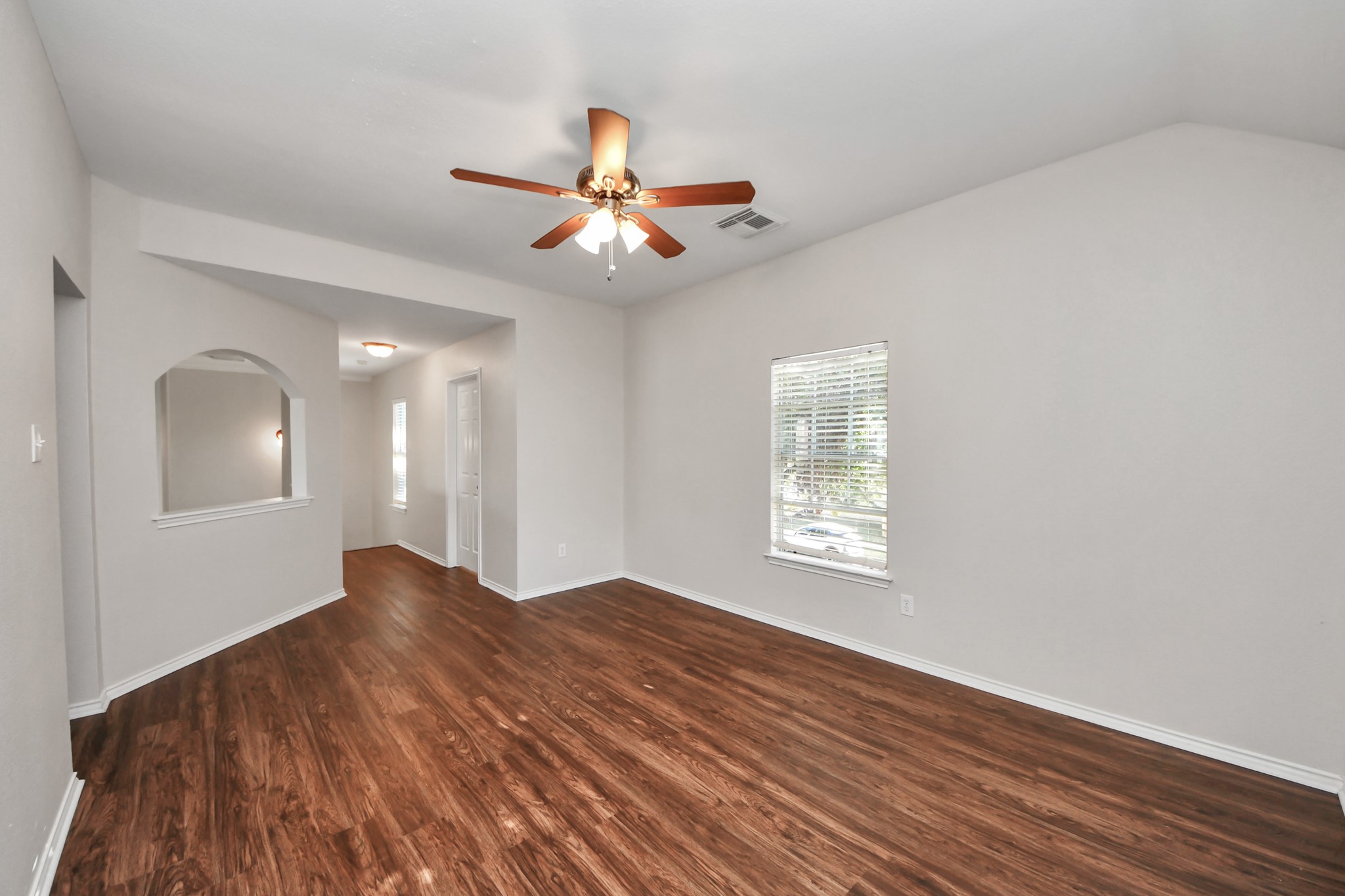 1903 Ryansbrook Lane Property Photo 7
