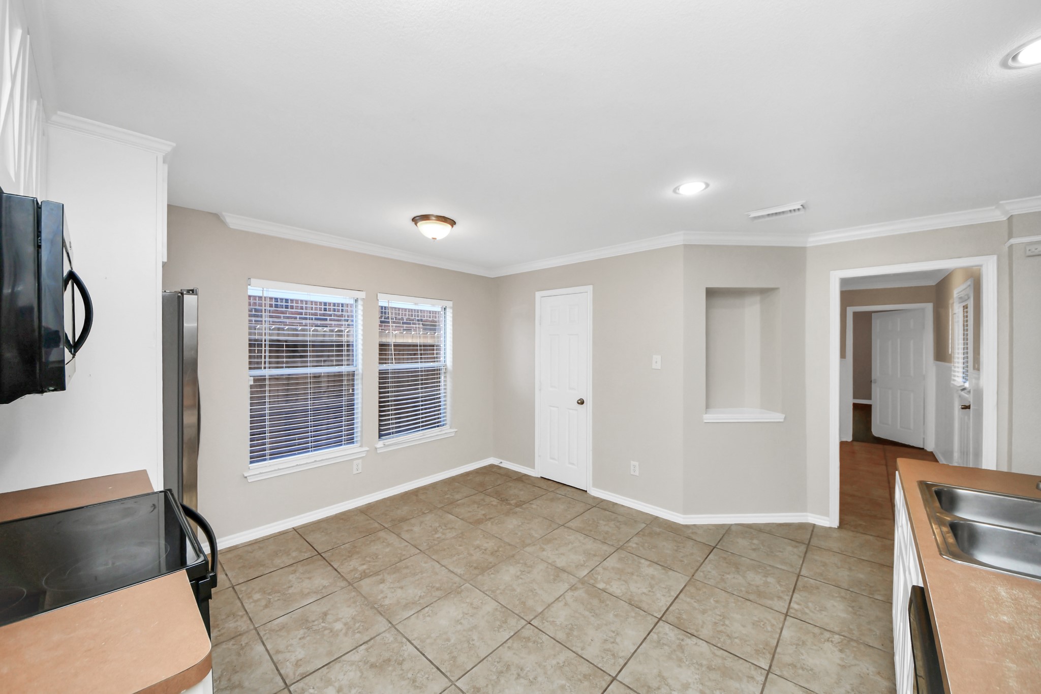 1903 Ryansbrook Lane Property Photo 17