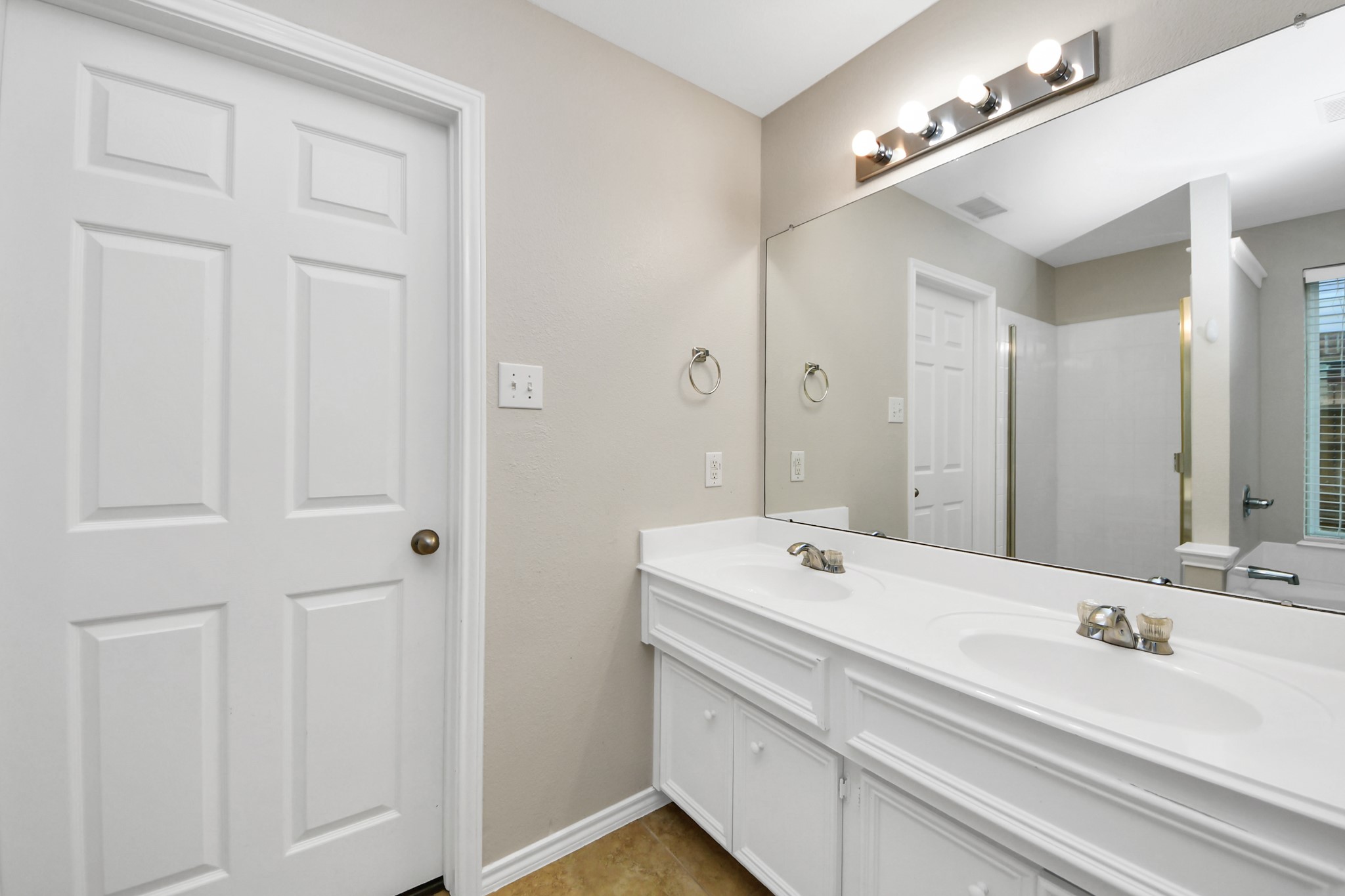 1903 Ryansbrook Lane Property Photo 29