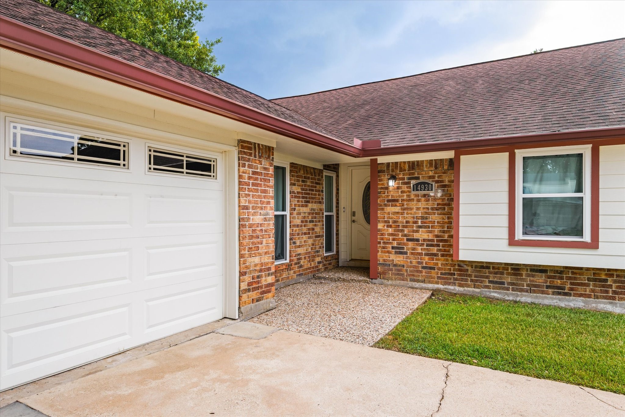 14930 Aspen Hills Drive Property Photo 3