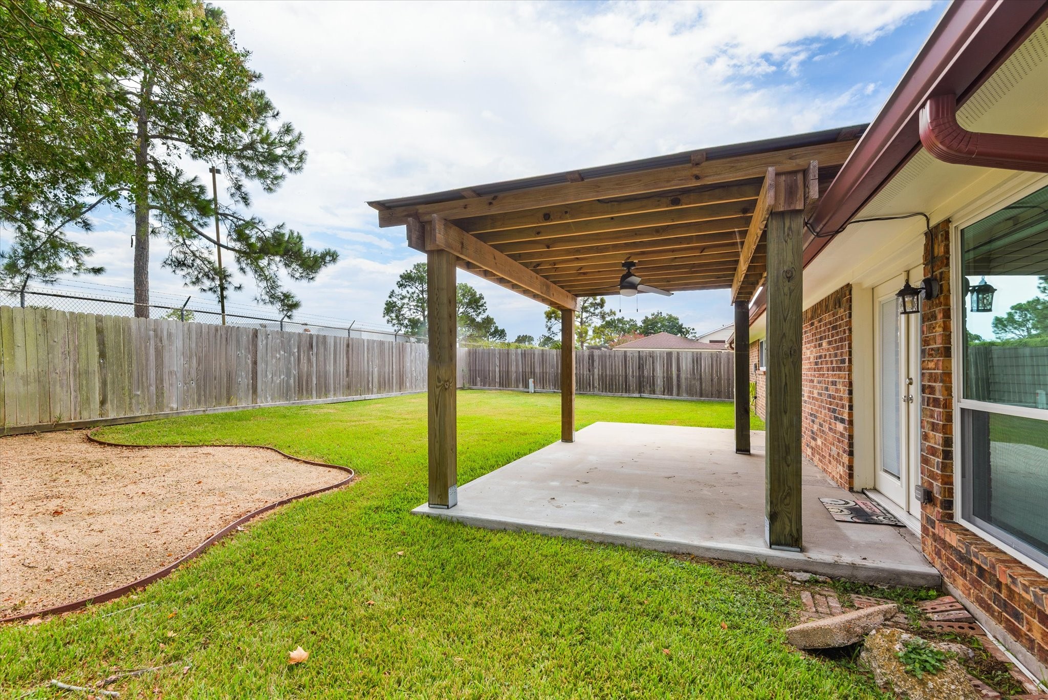 14930 Aspen Hills Drive Property Photo 23