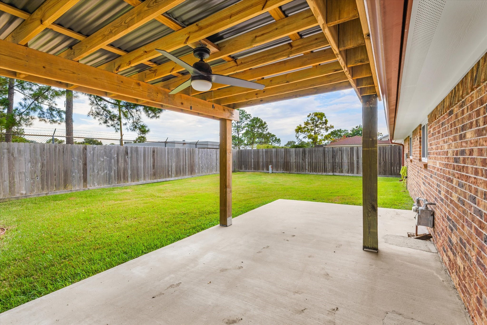 14930 Aspen Hills Drive Property Photo 27