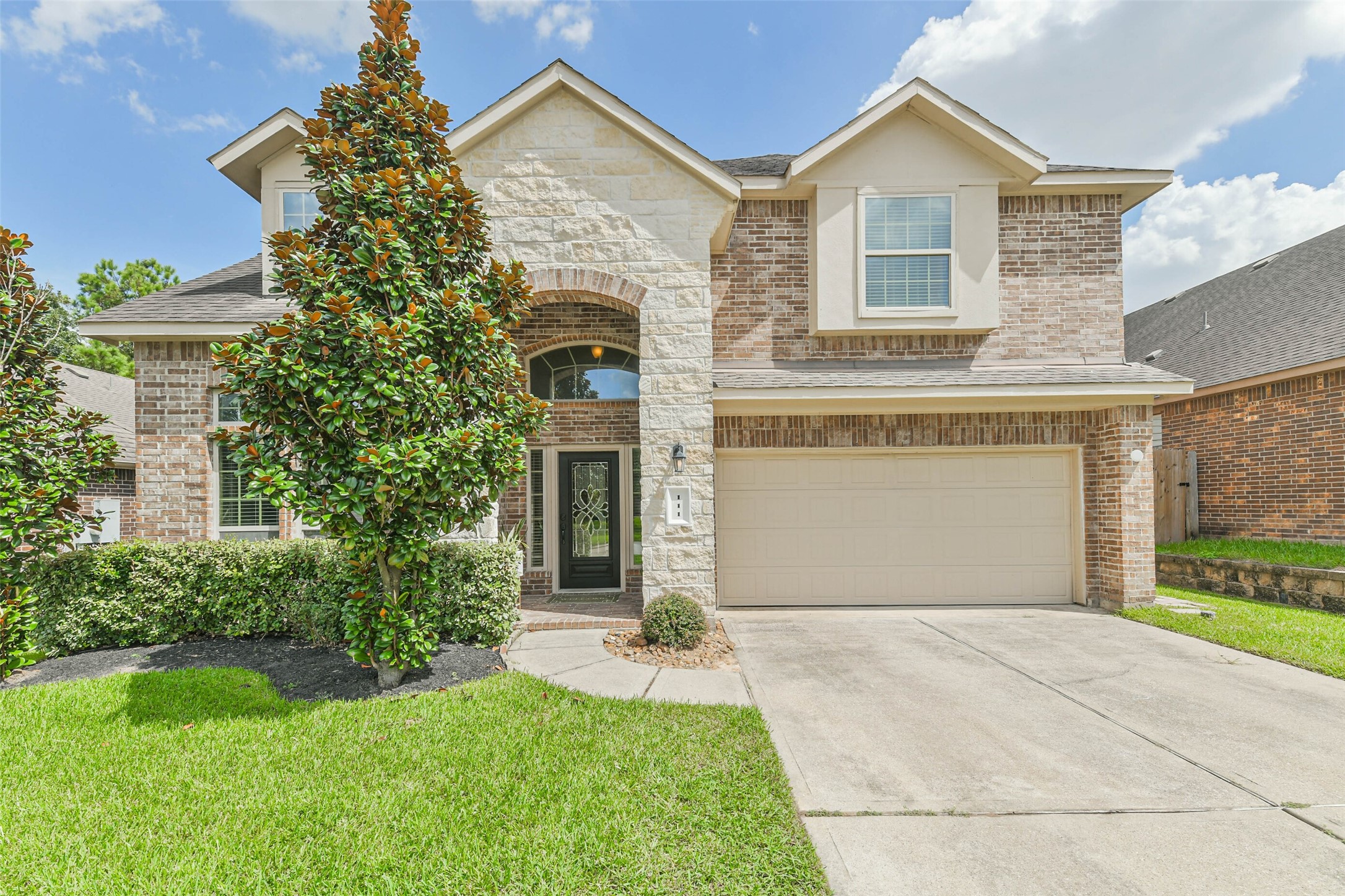 111 Quail Meadow Drive Property Photo 1