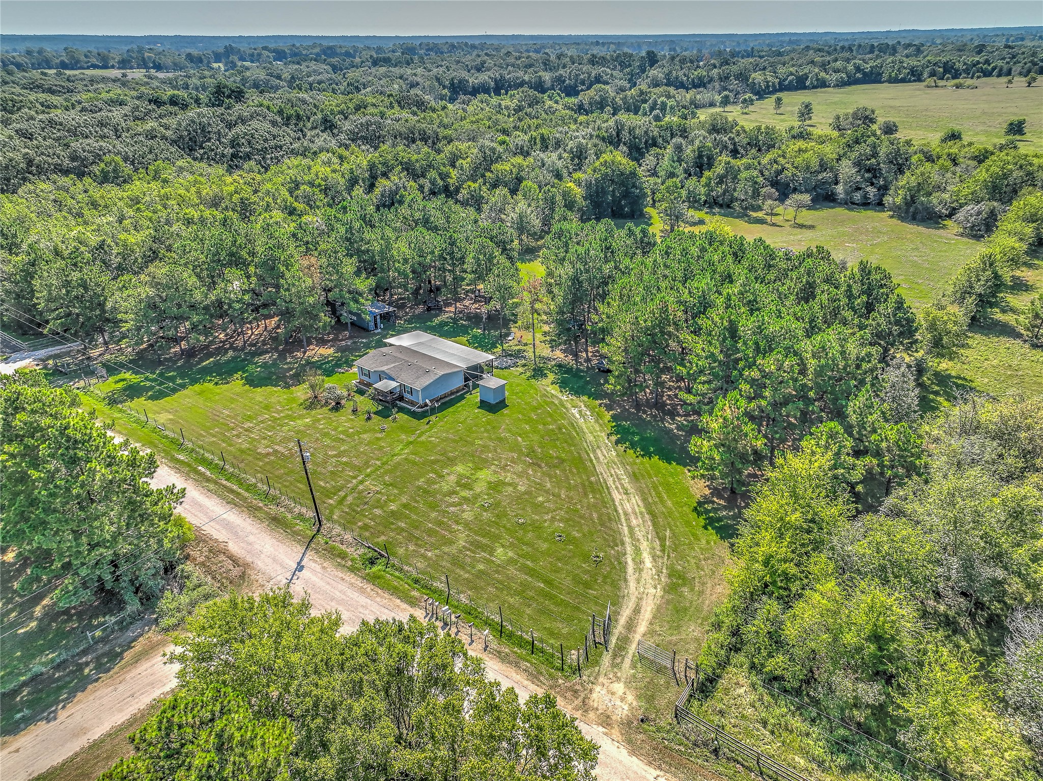 604 Longhorn Drive E Property Photo 2