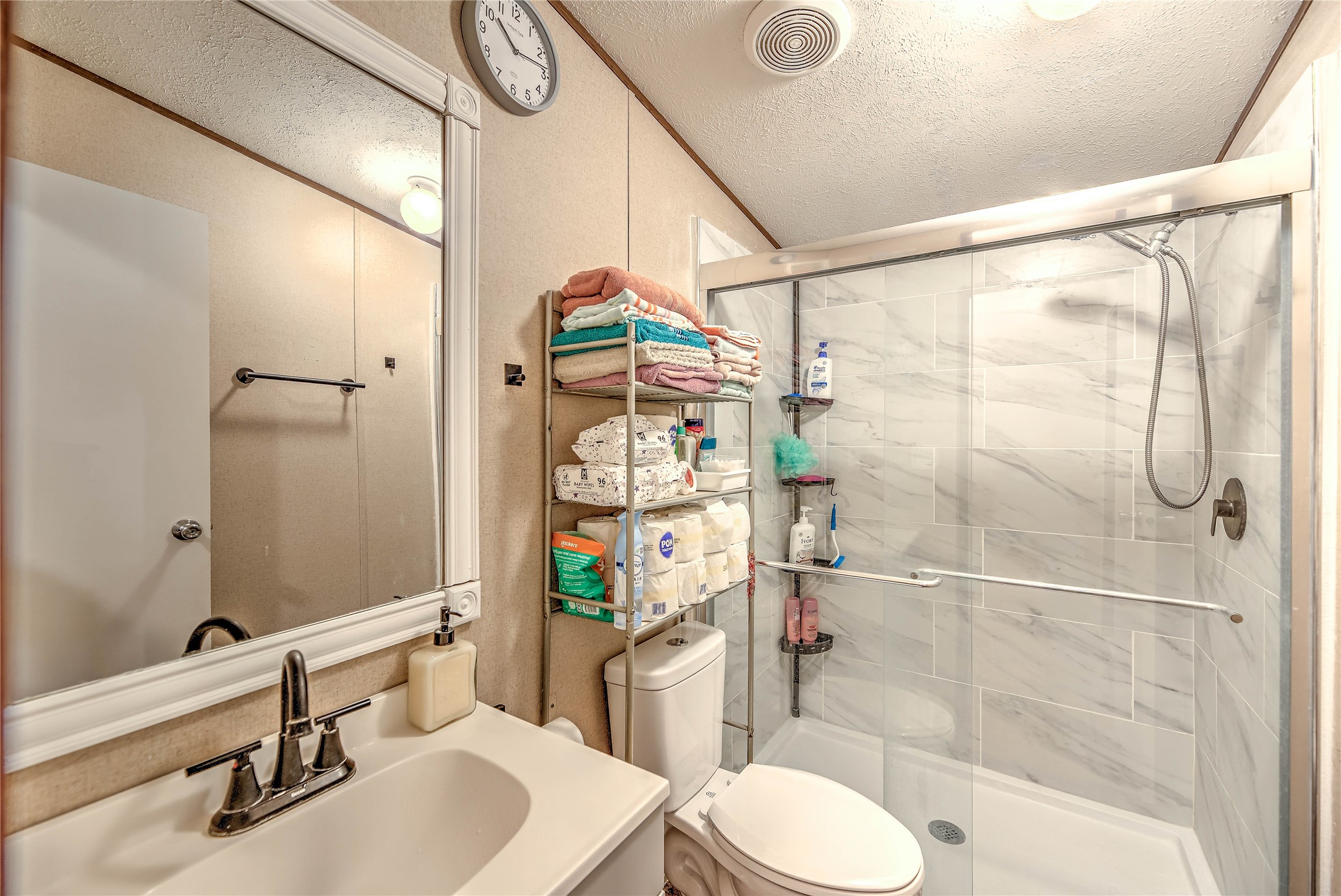 604 Longhorn Drive E Property Photo 10
