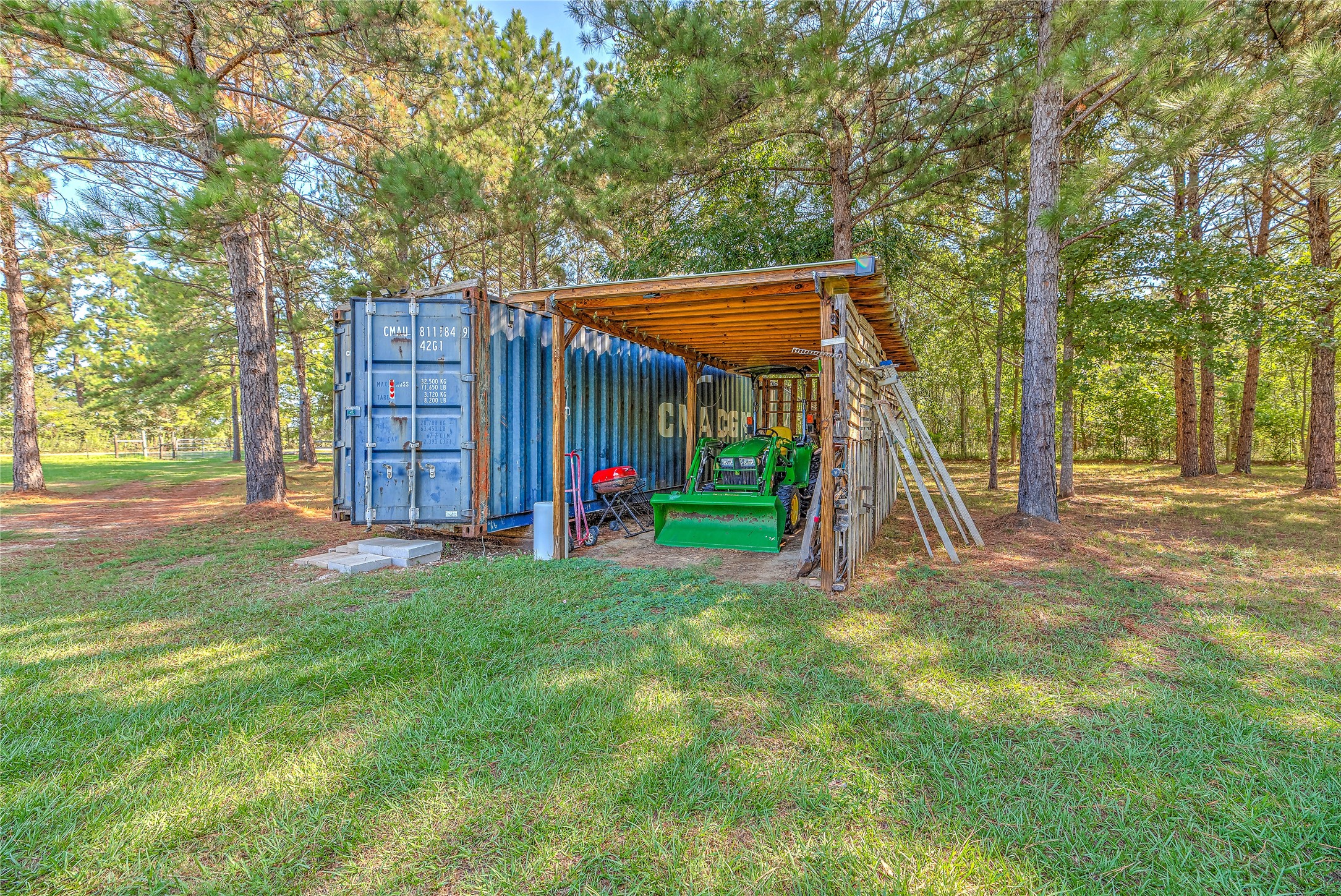 604 Longhorn Drive E Property Photo 20