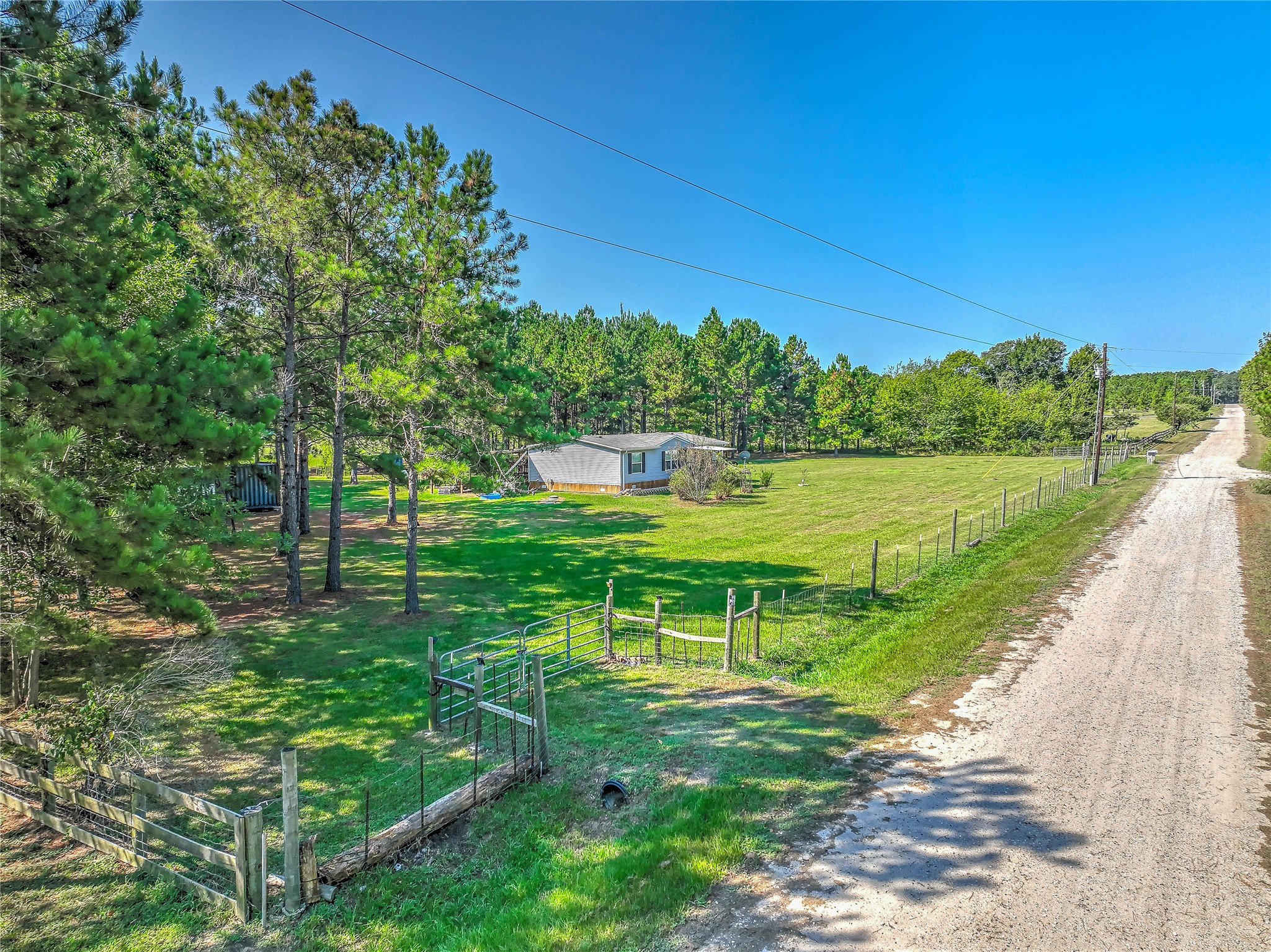 604 Longhorn Drive E Property Photo 35