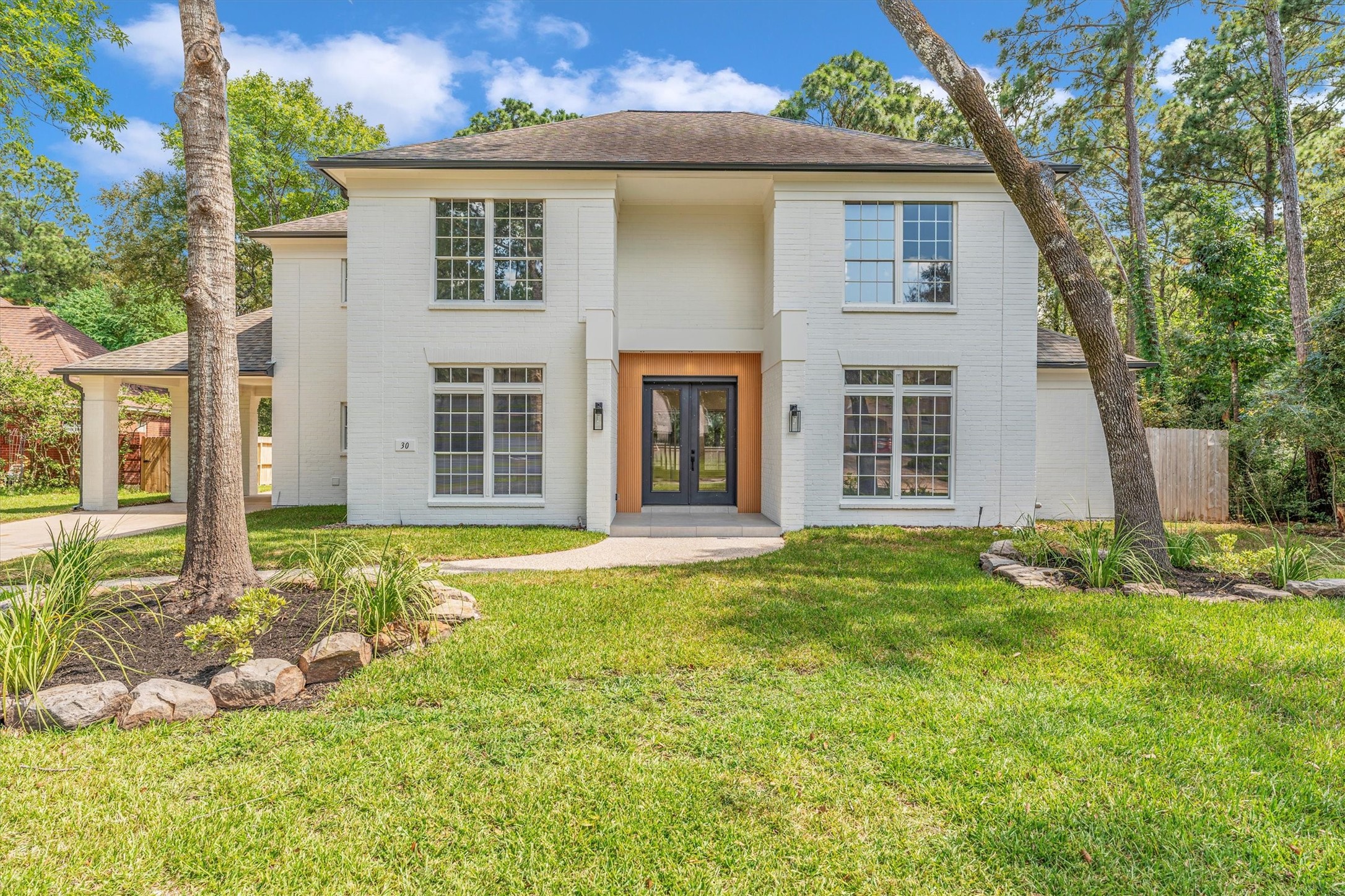 30 E Wedgemere Circle Property Photo 2