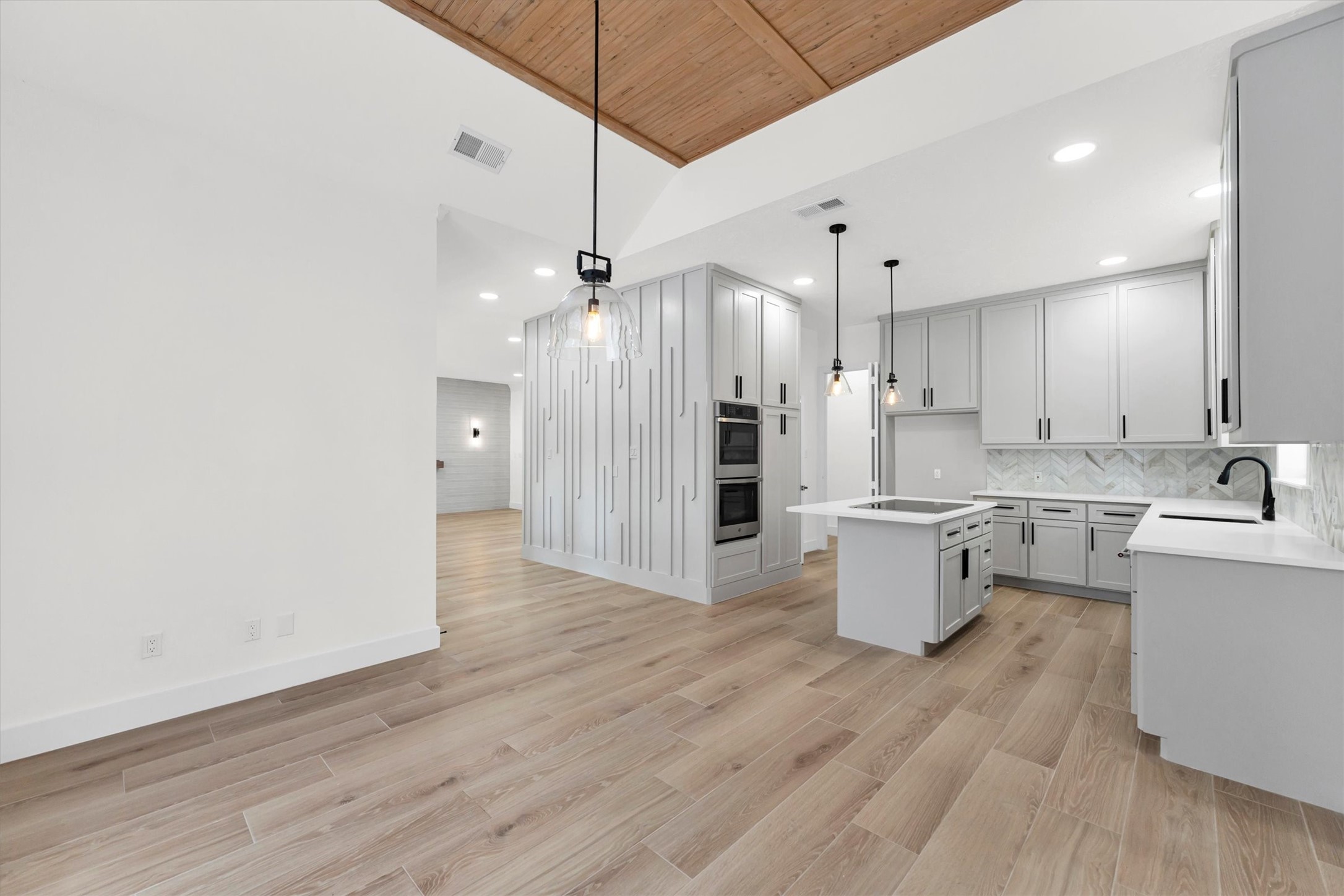 30 E Wedgemere Circle Property Photo 10