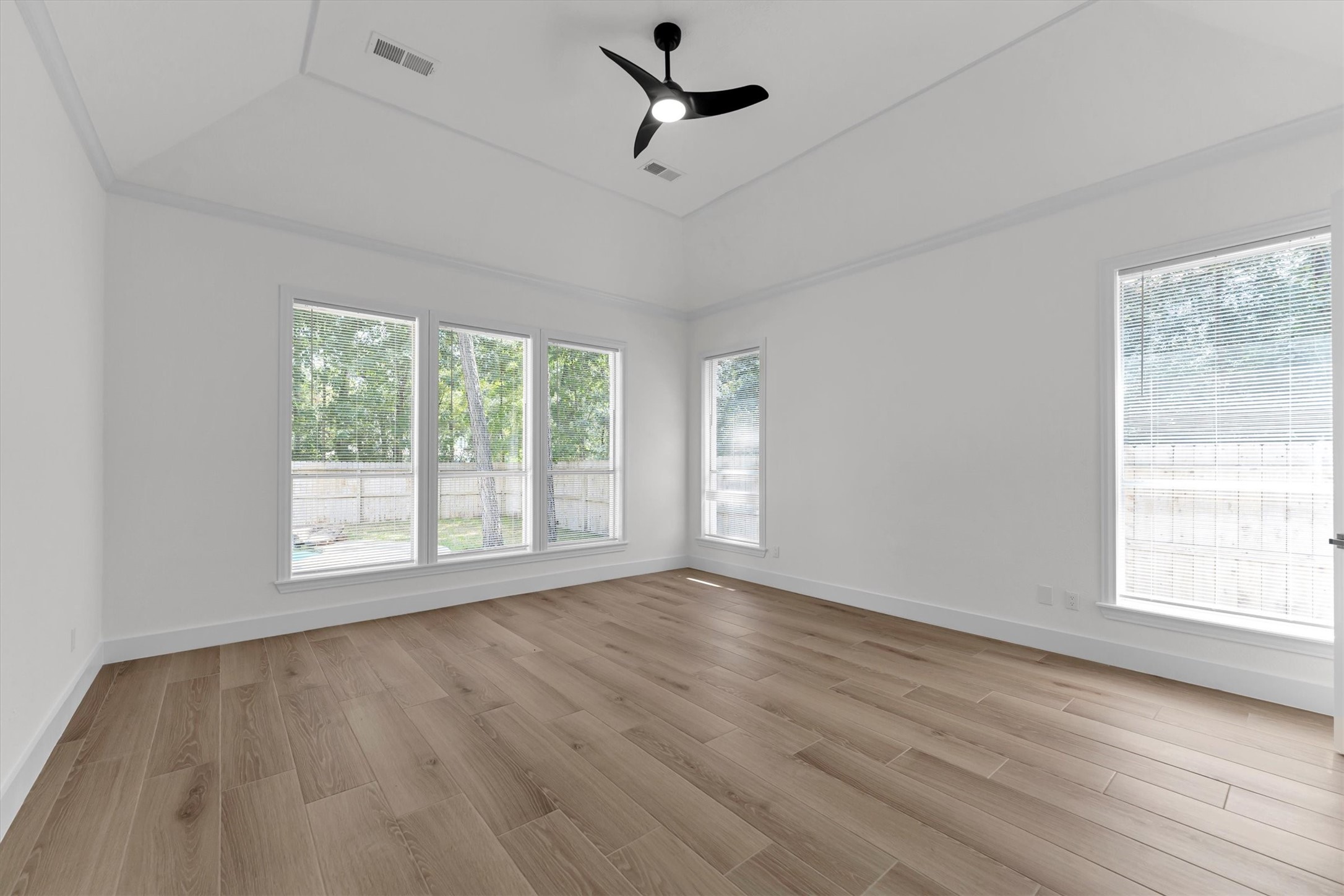 30 E Wedgemere Circle Property Photo 13