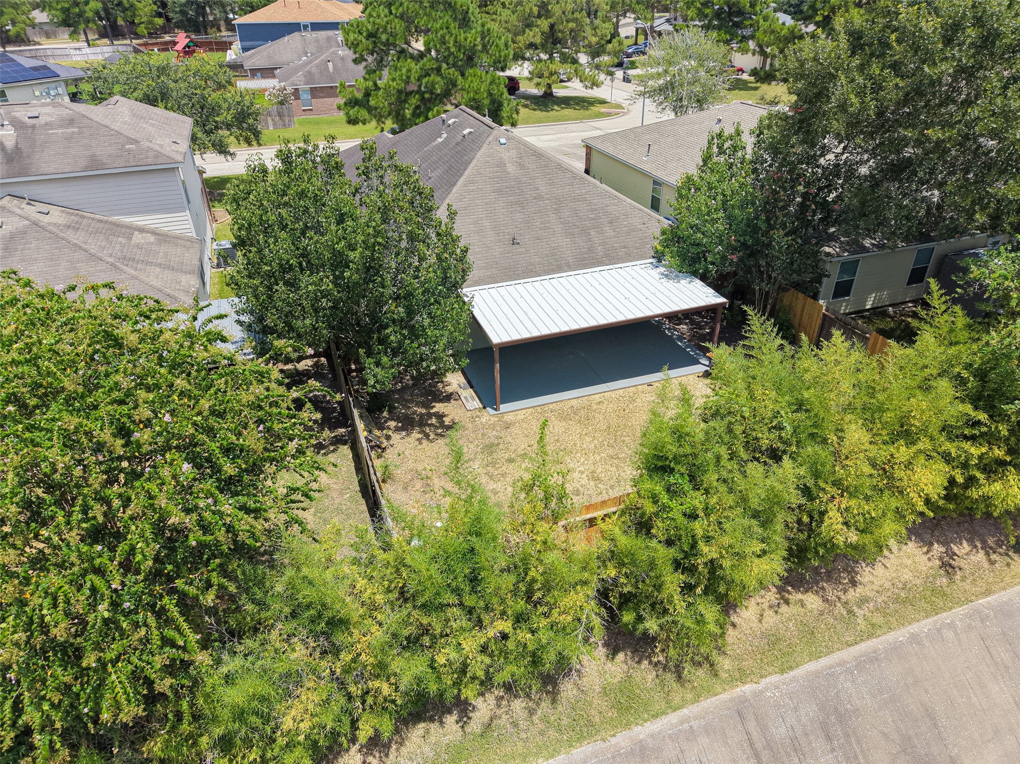 24019 Kingbriar Drive Property Photo 32