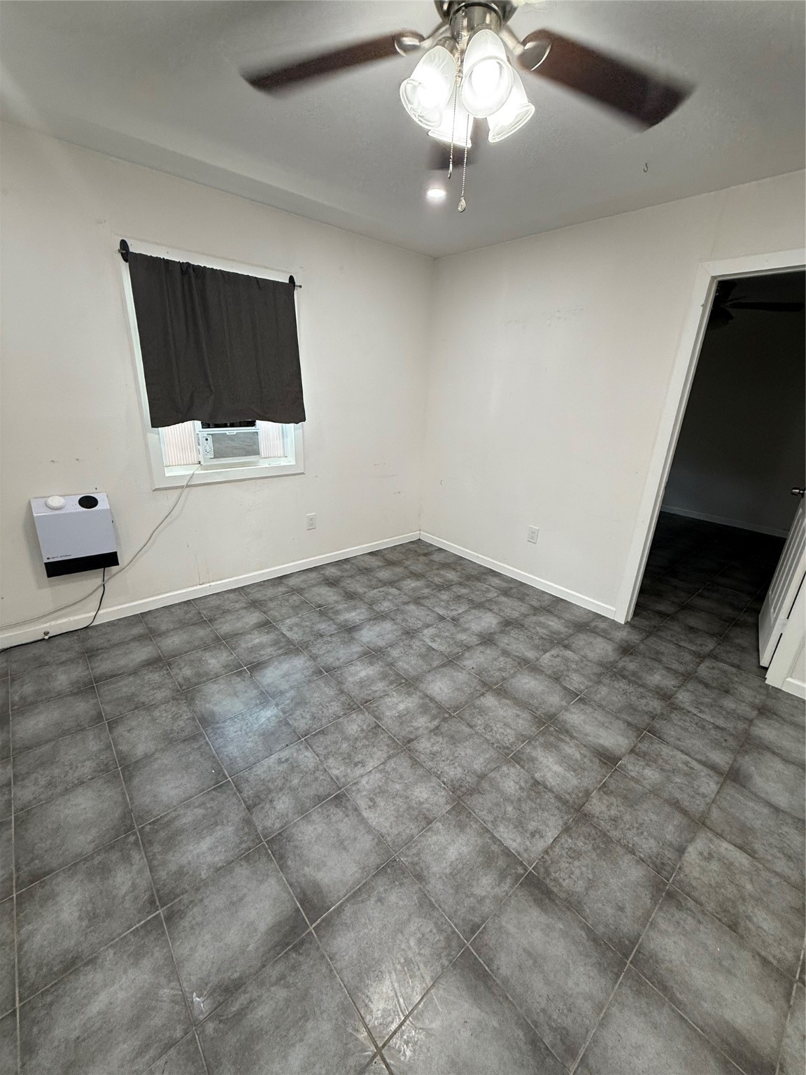 7003 Hoffman Street B Property Photo 11