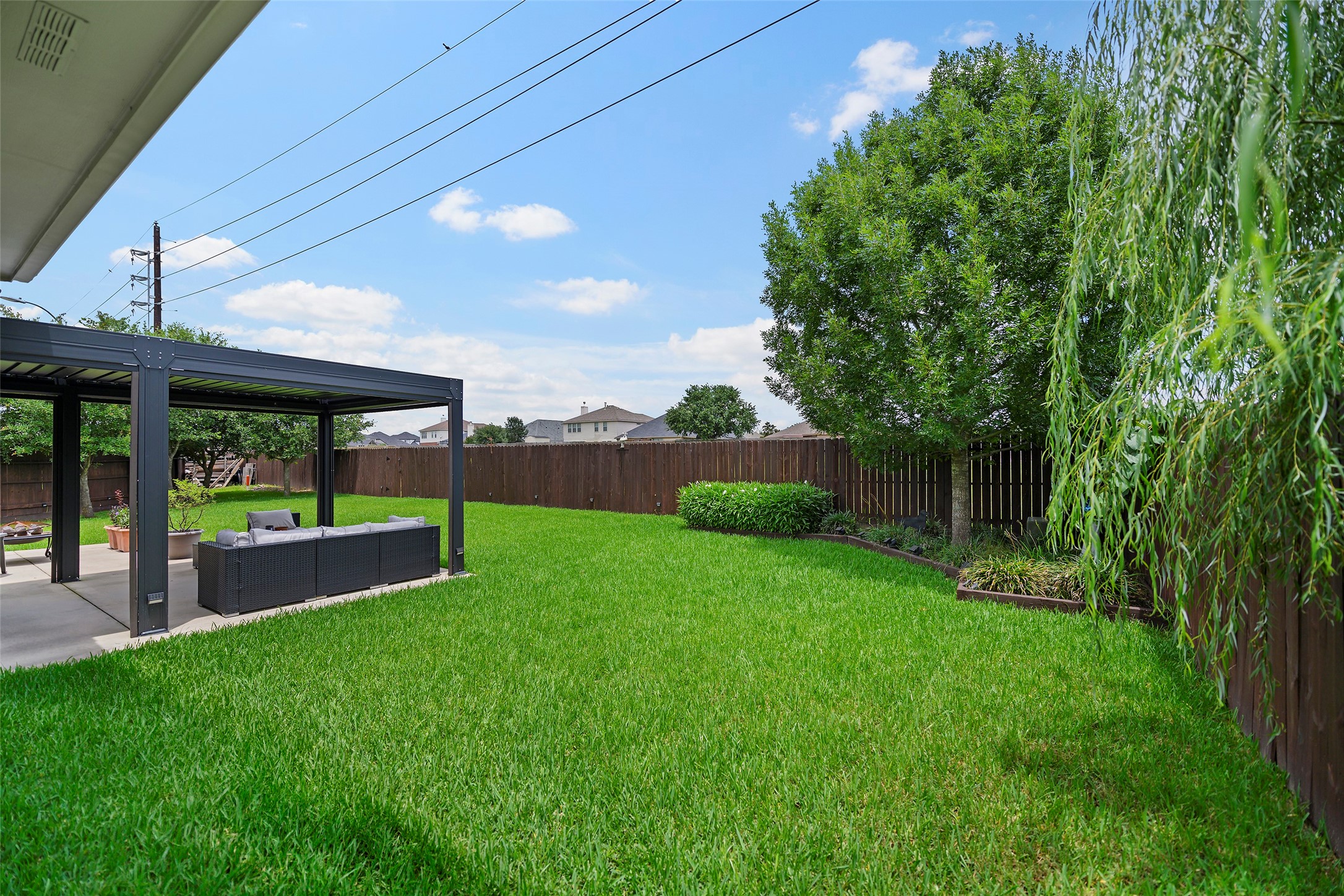 24734 Emerald Pool Falls Drive Property Photo 15