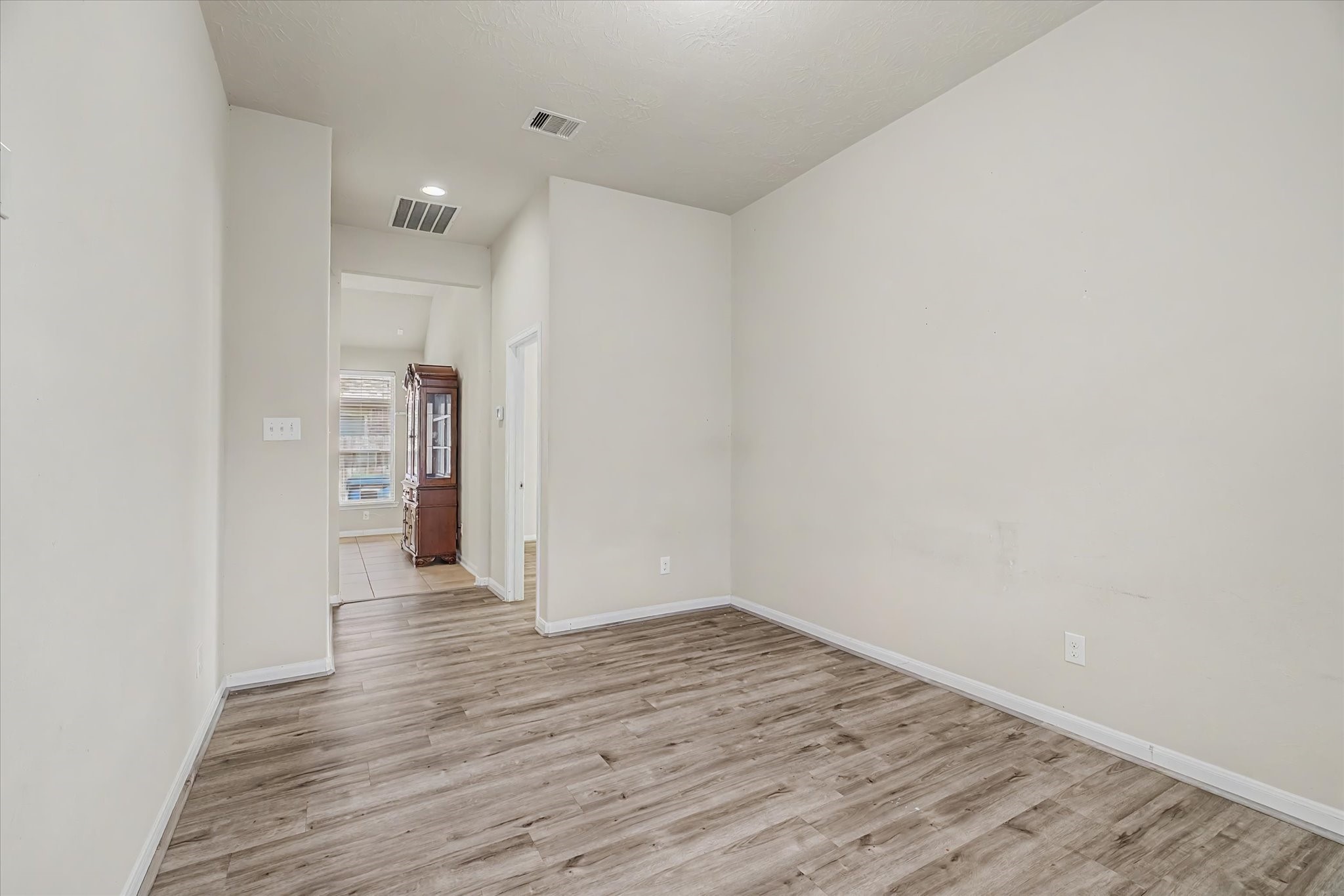 3834 Raintree Village Drive Property Photo 13