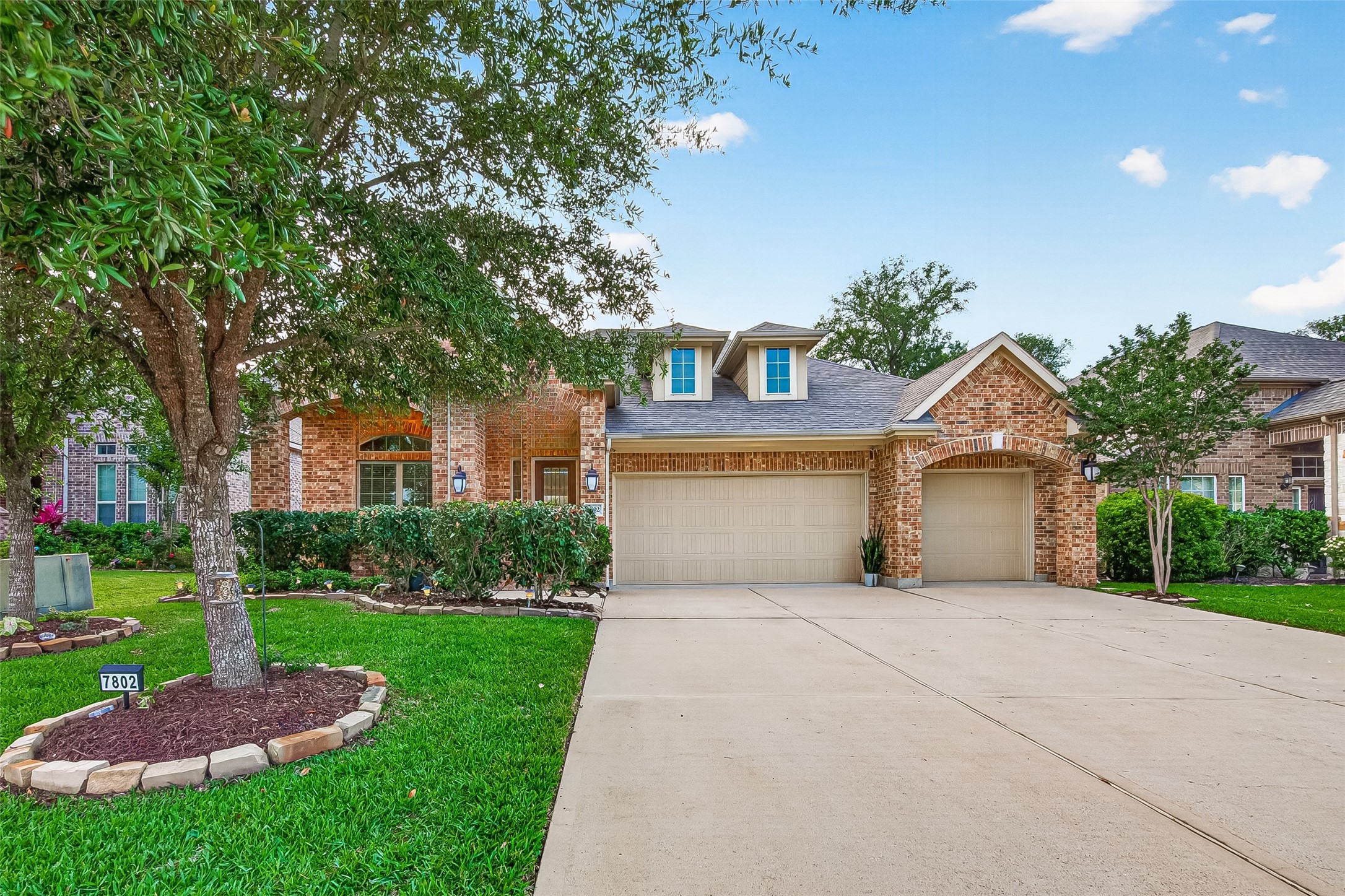 7802 Mesquite Hill Lane Property Photo 1