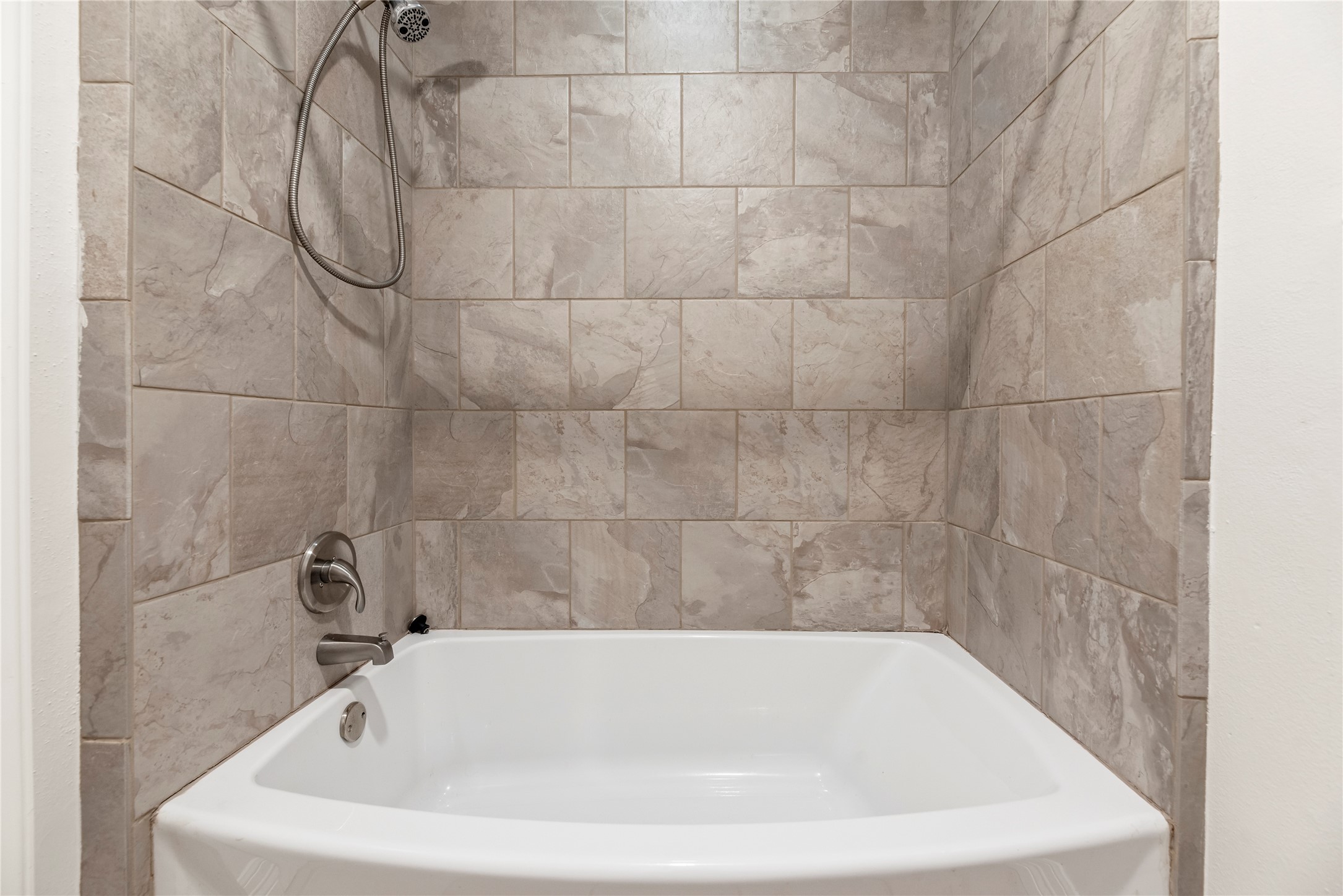 5903 Echo Lake Lane Property Photo 33