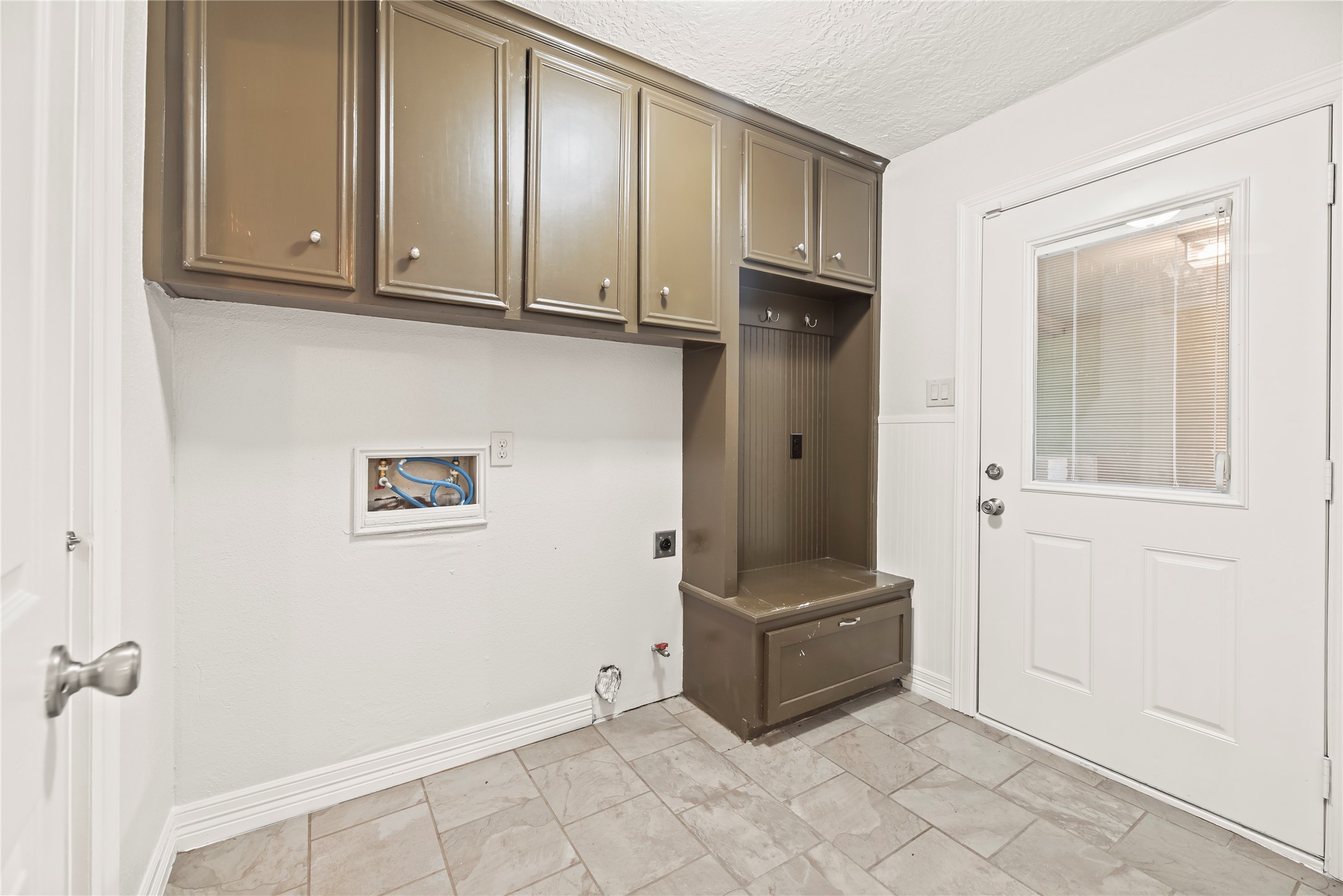 5903 Echo Lake Lane Property Photo 35