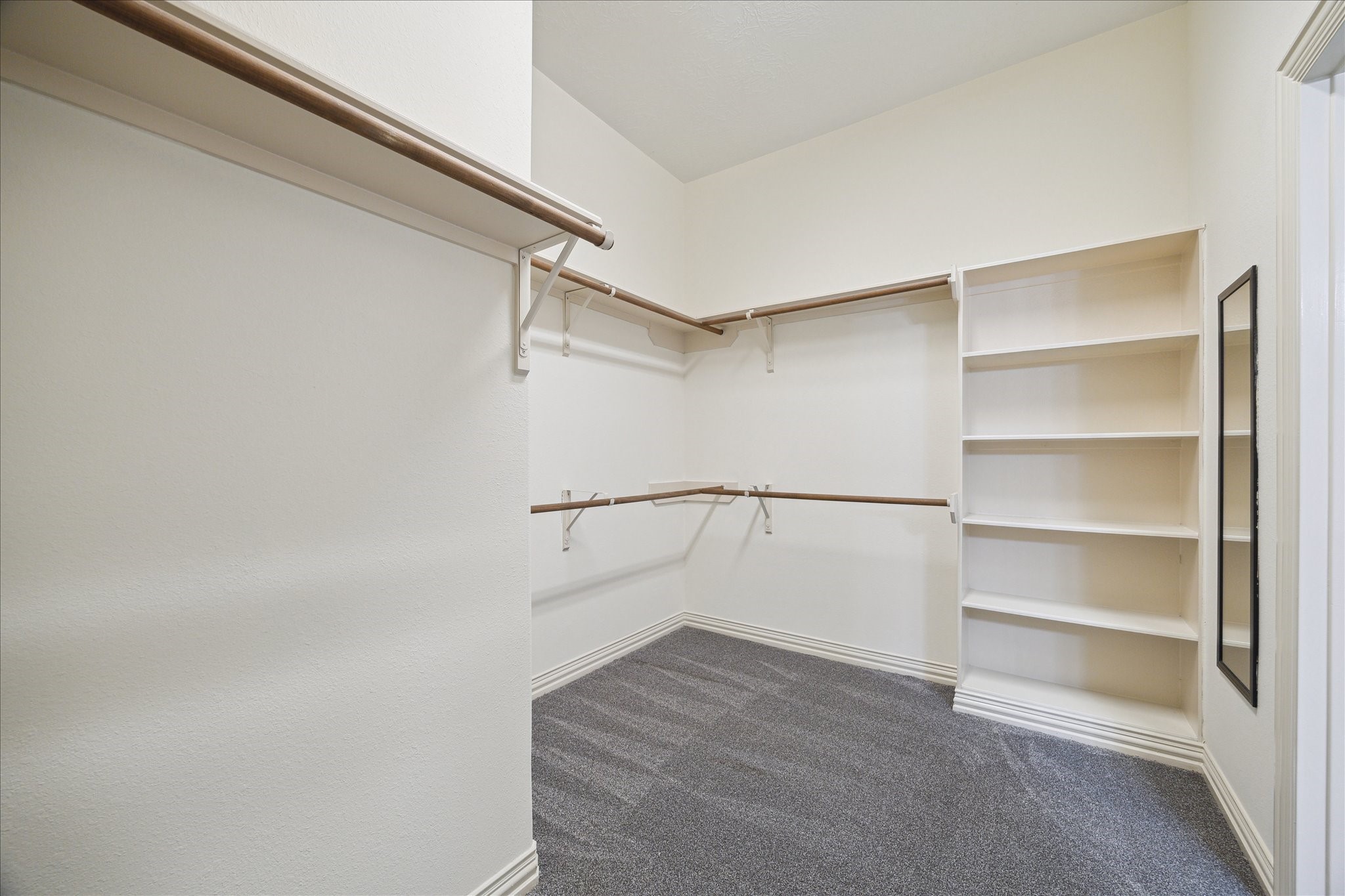 2807 Lake Shore Harbour Drive Property Photo 19
