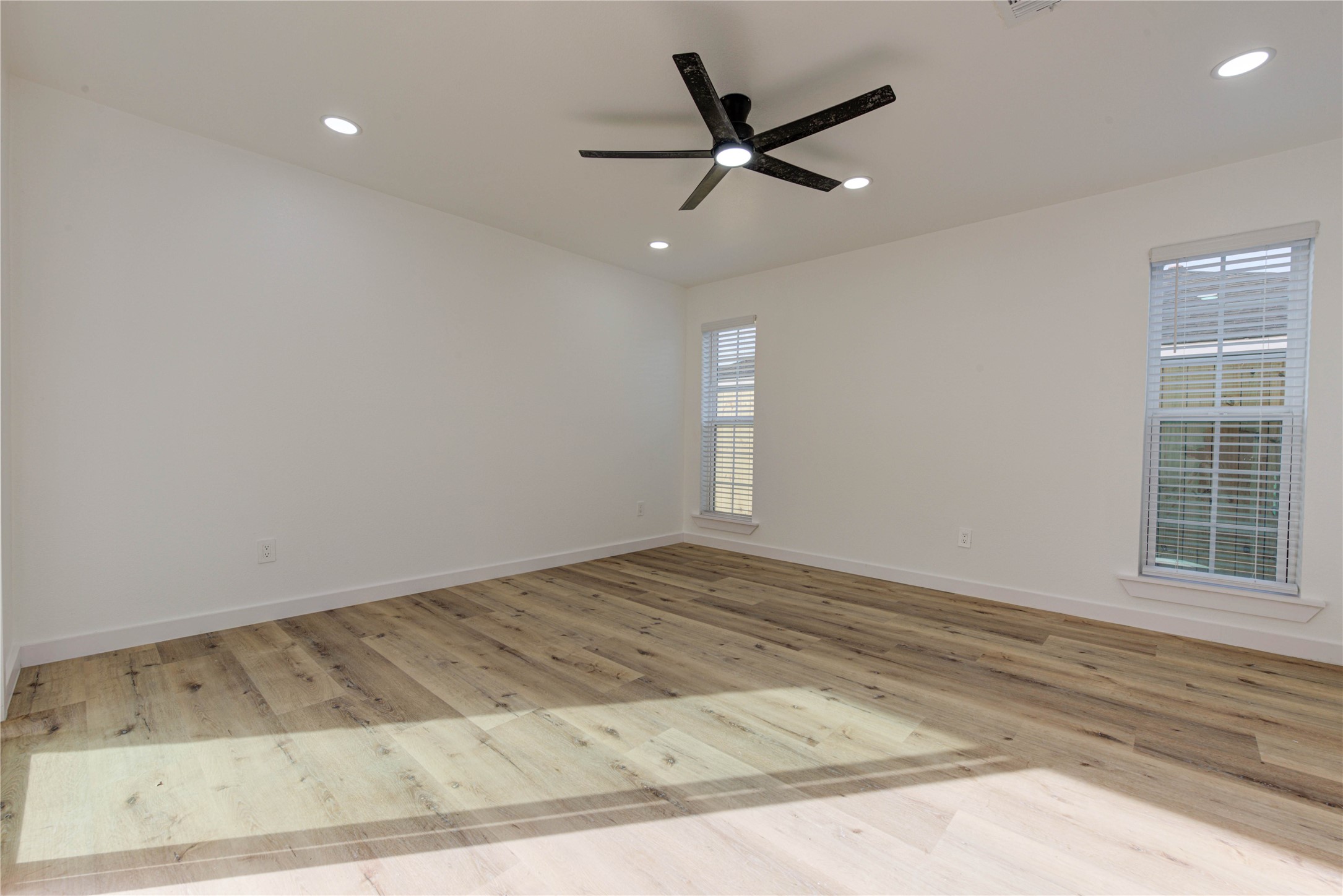 3223 Cherry Hills Drive Property Photo 11