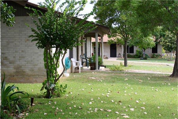 221 Peach Street Street Property Photo 1