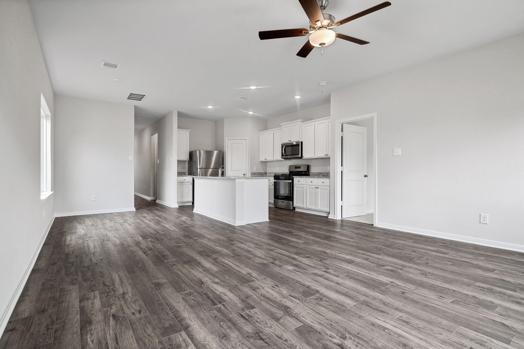 5910 Peony Place Property Photo 3