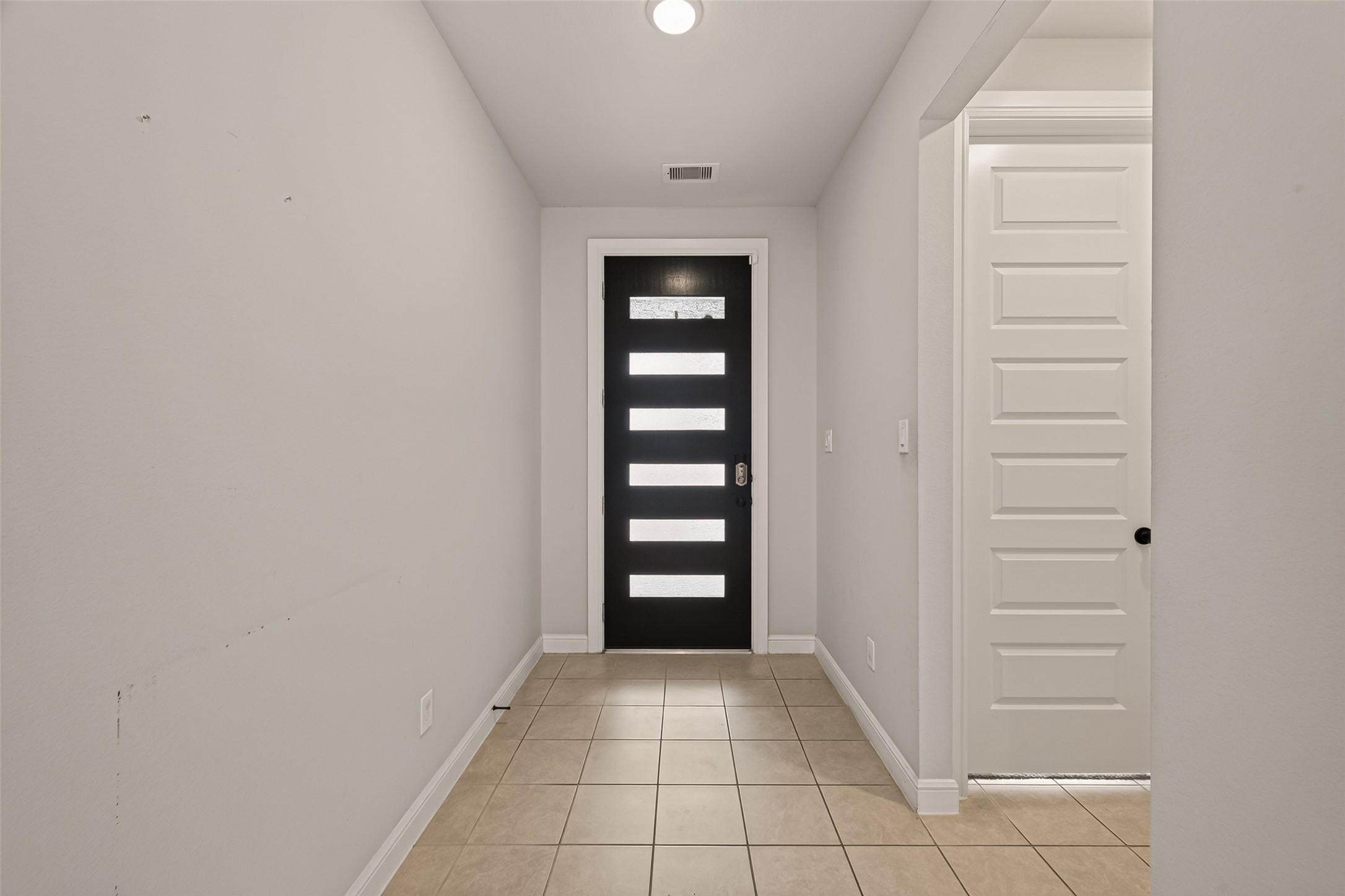 8522 Belfast Manor Ln Property Photo 7