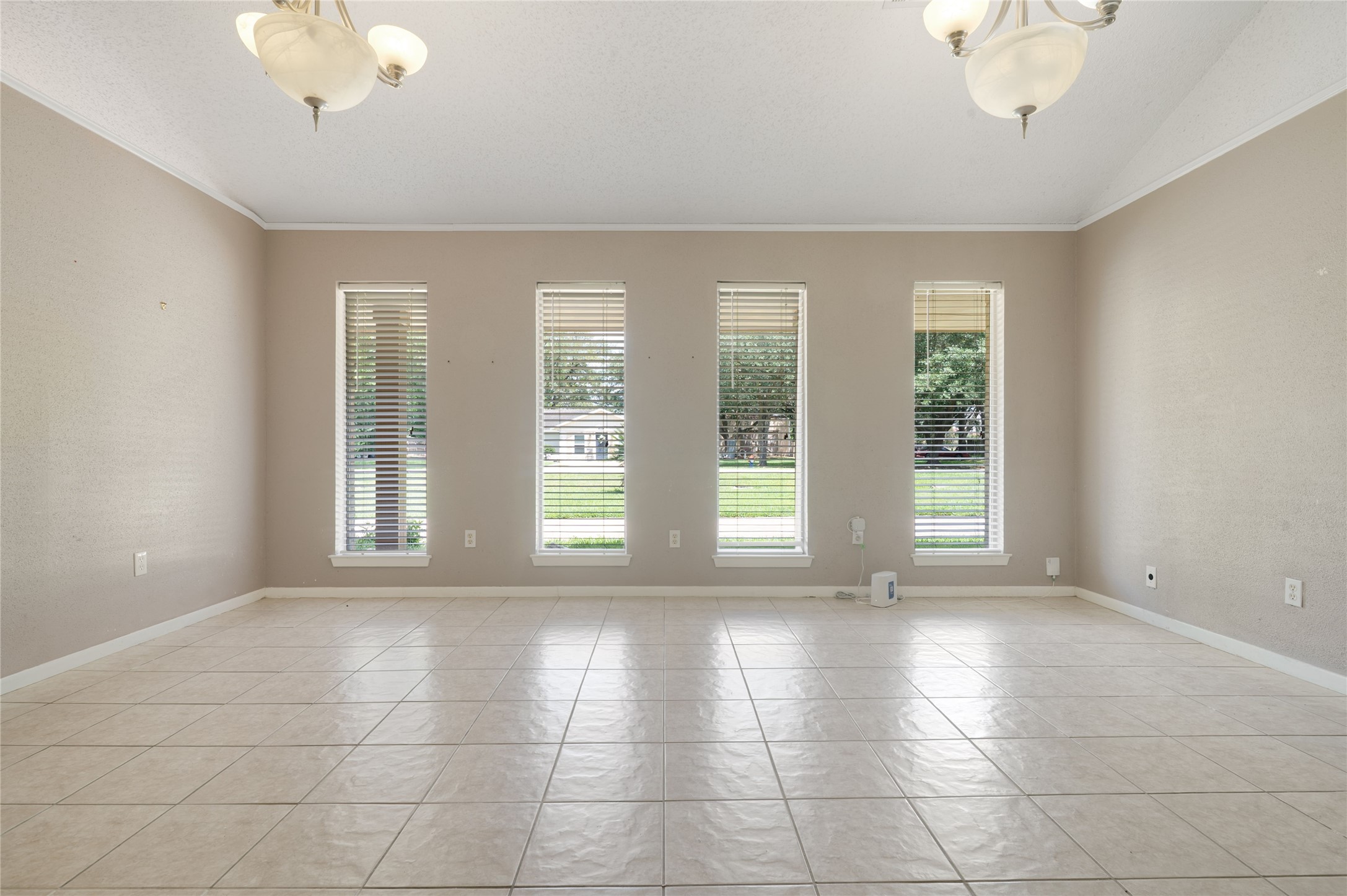 2808 Morenci Street Property Photo 8