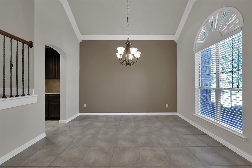 2 Maitland Court Property Photo 5