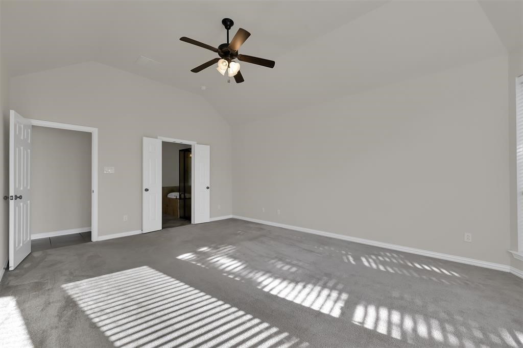 2 Maitland Court Property Photo 16