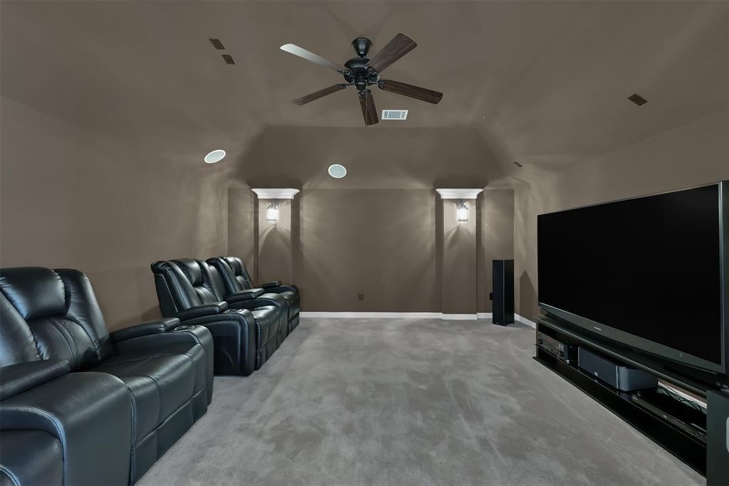 2 Maitland Court Property Photo 33