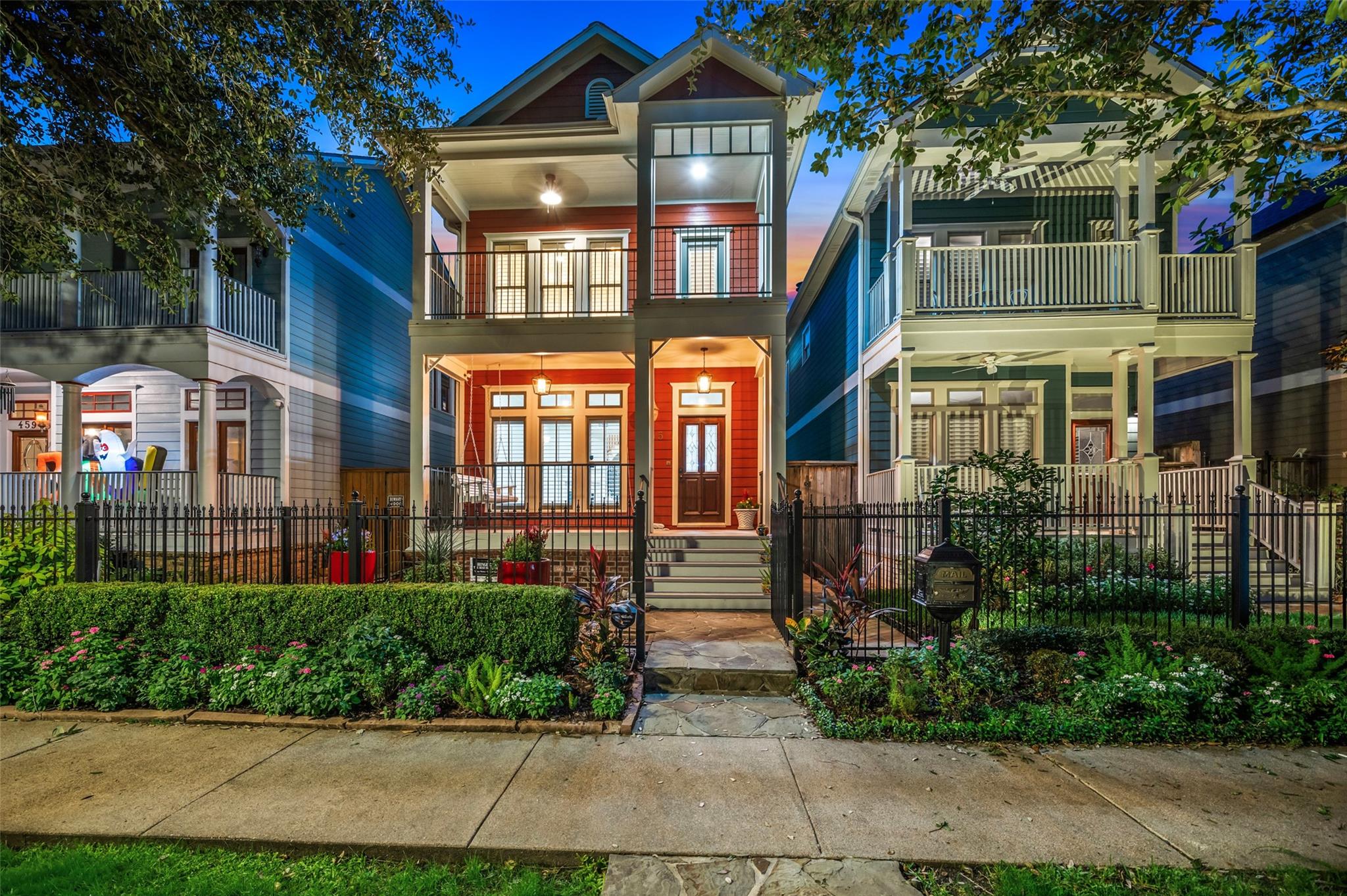 455 W 18th Street, Houston Tx 77008 Property Photo 1