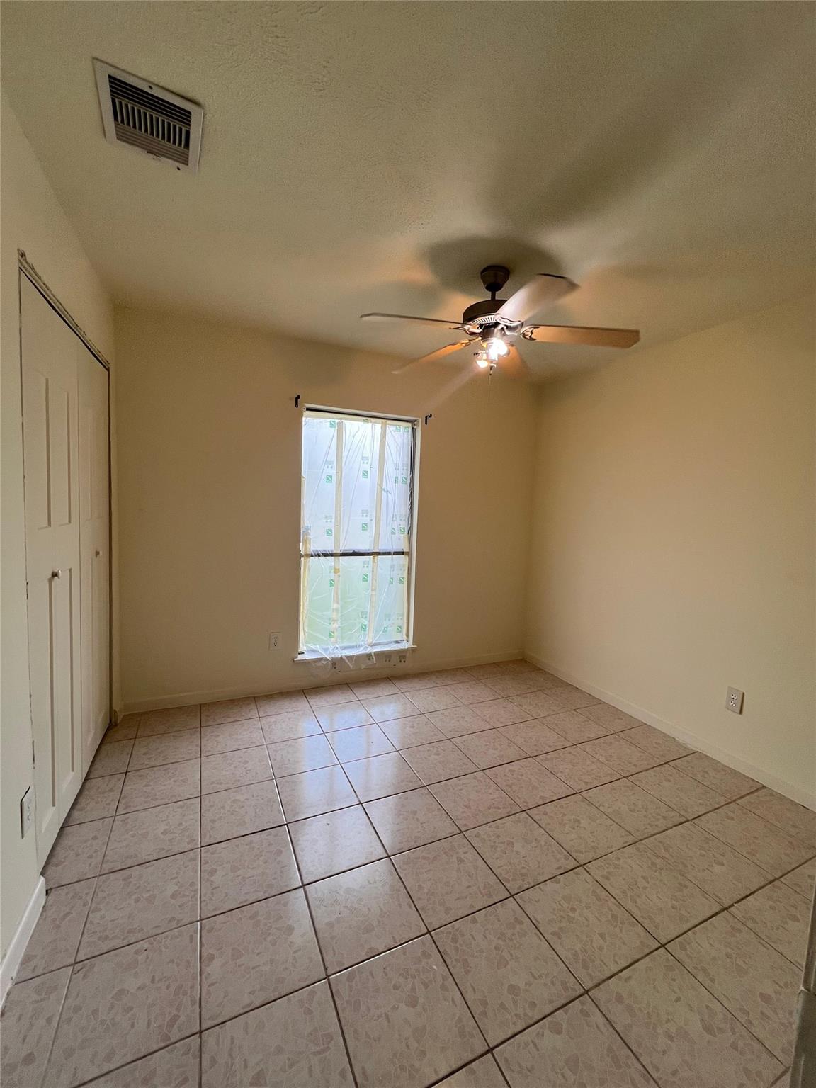 6231 Hollow Pines Drive, Houston Tx 77049 Property Photo 11