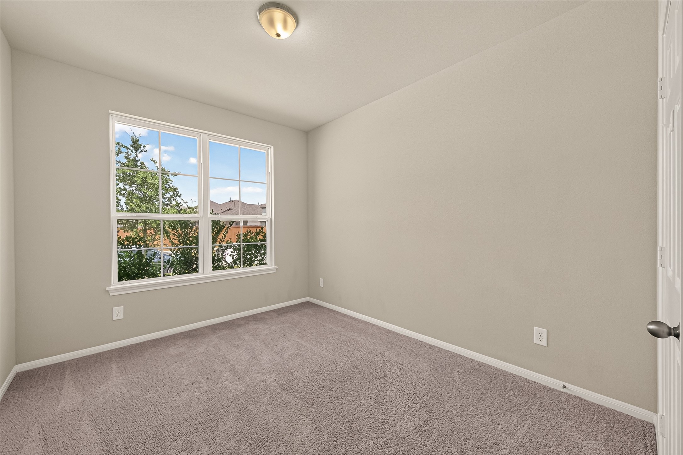 2483 Solaris Bend Drive Property Photo 19