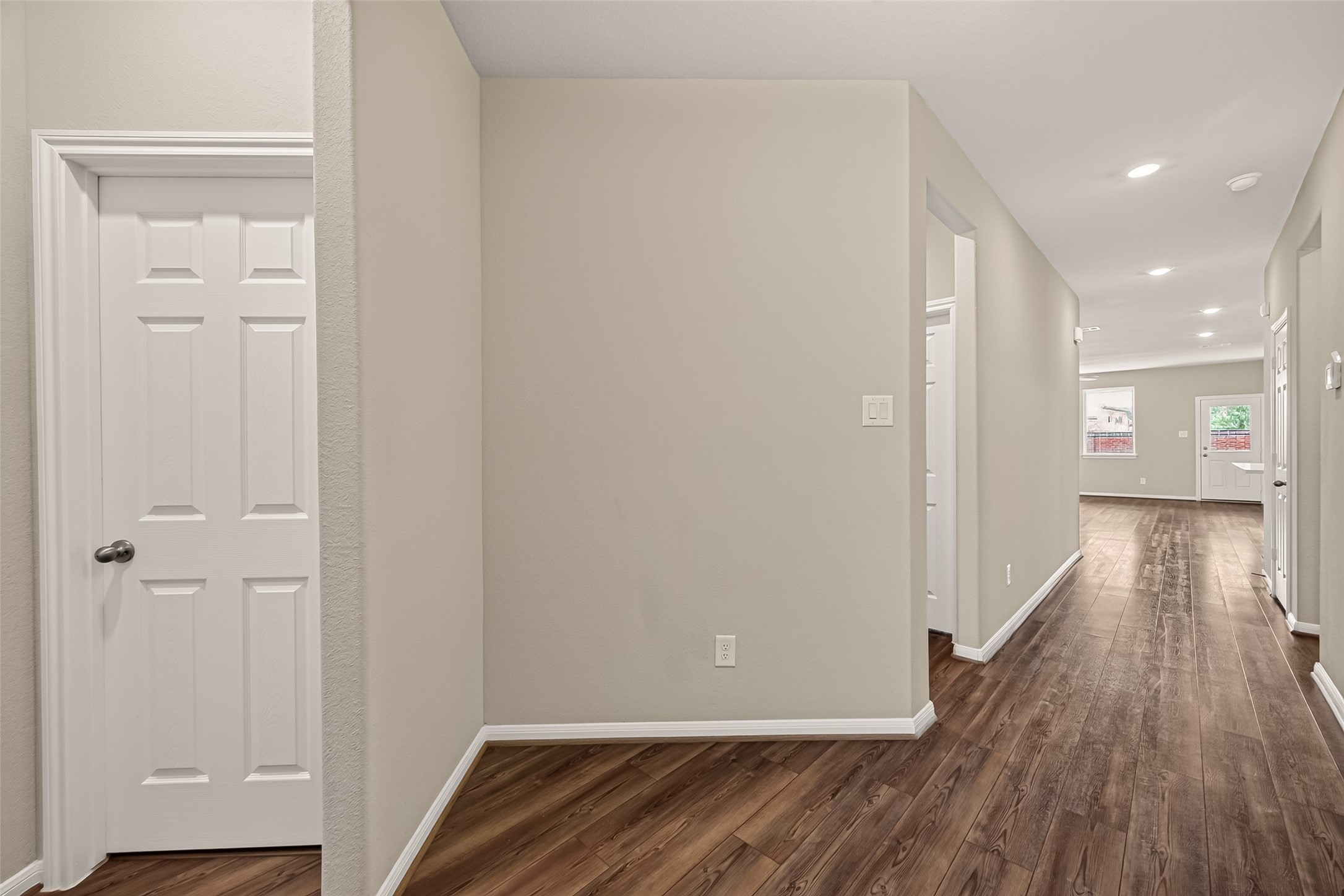 2483 Solaris Bend Drive Property Photo 34