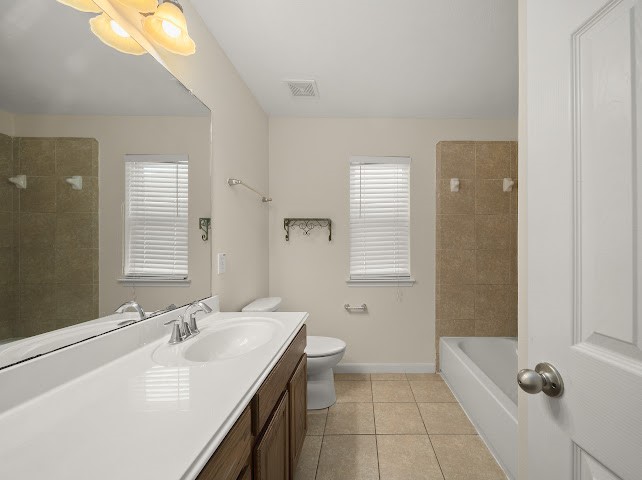 3211 London Lane Property Photo 4