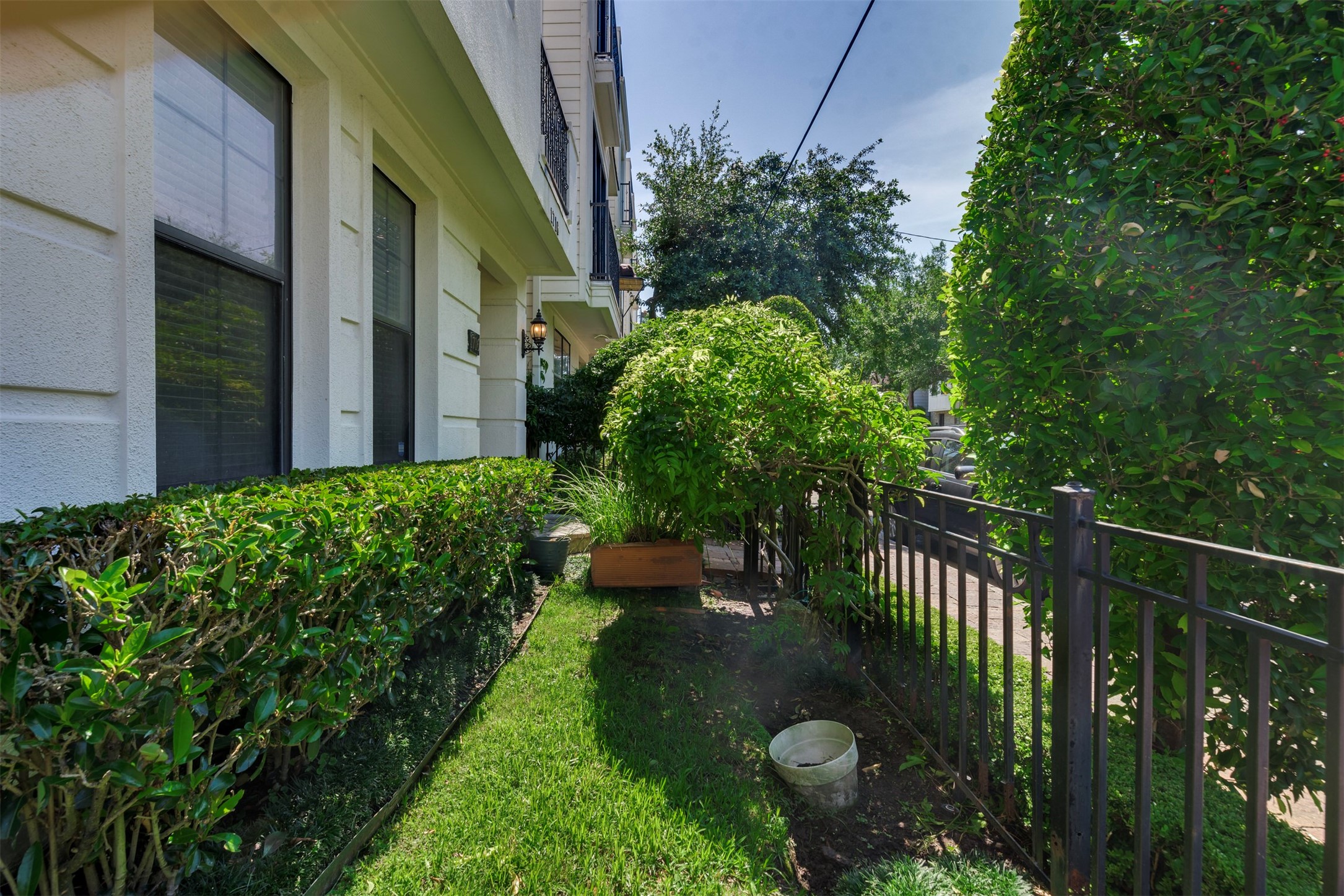 1716 Edwards Street Property Photo 34