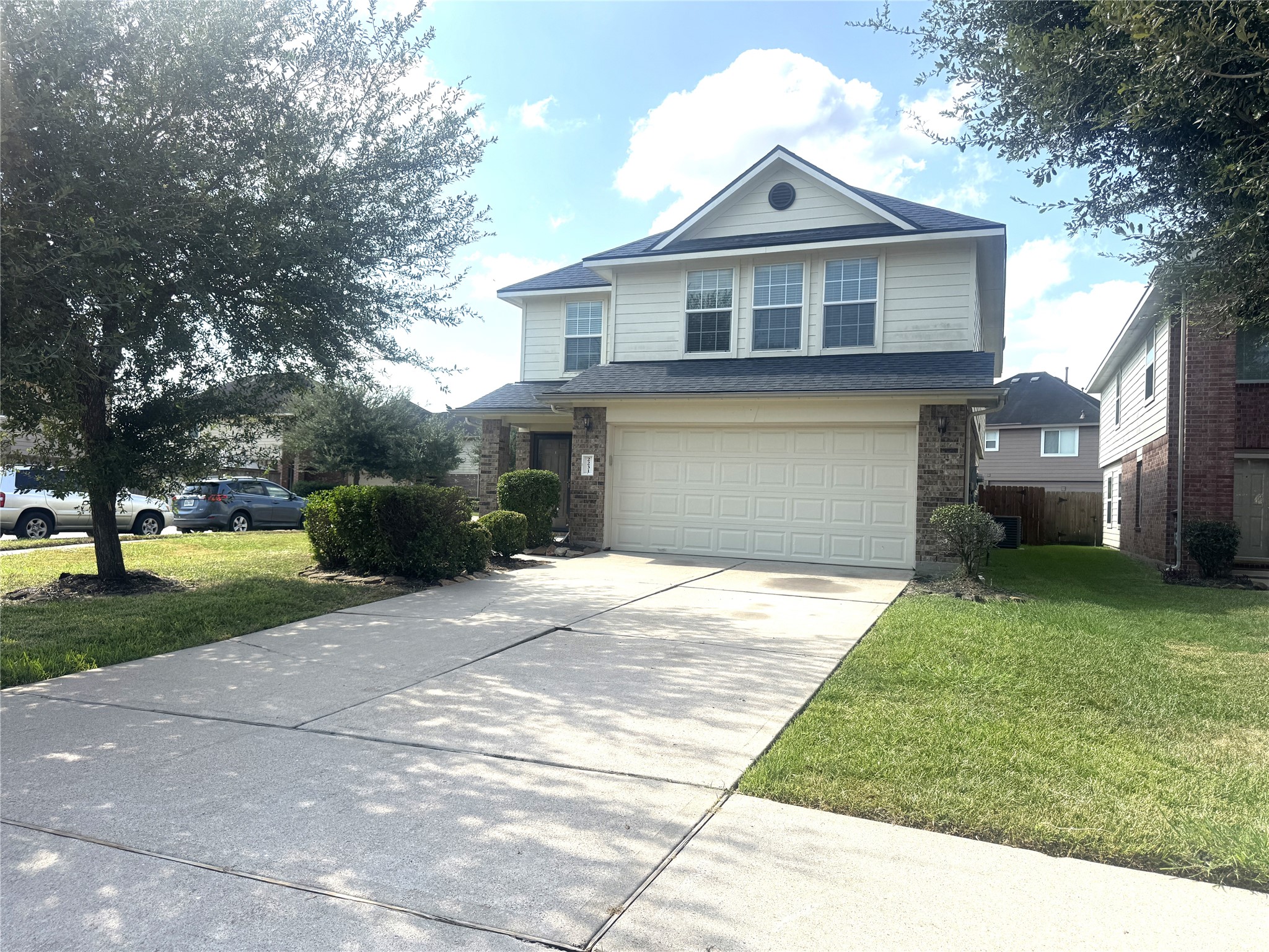 2231 Tandy Park Way Property Photo 2