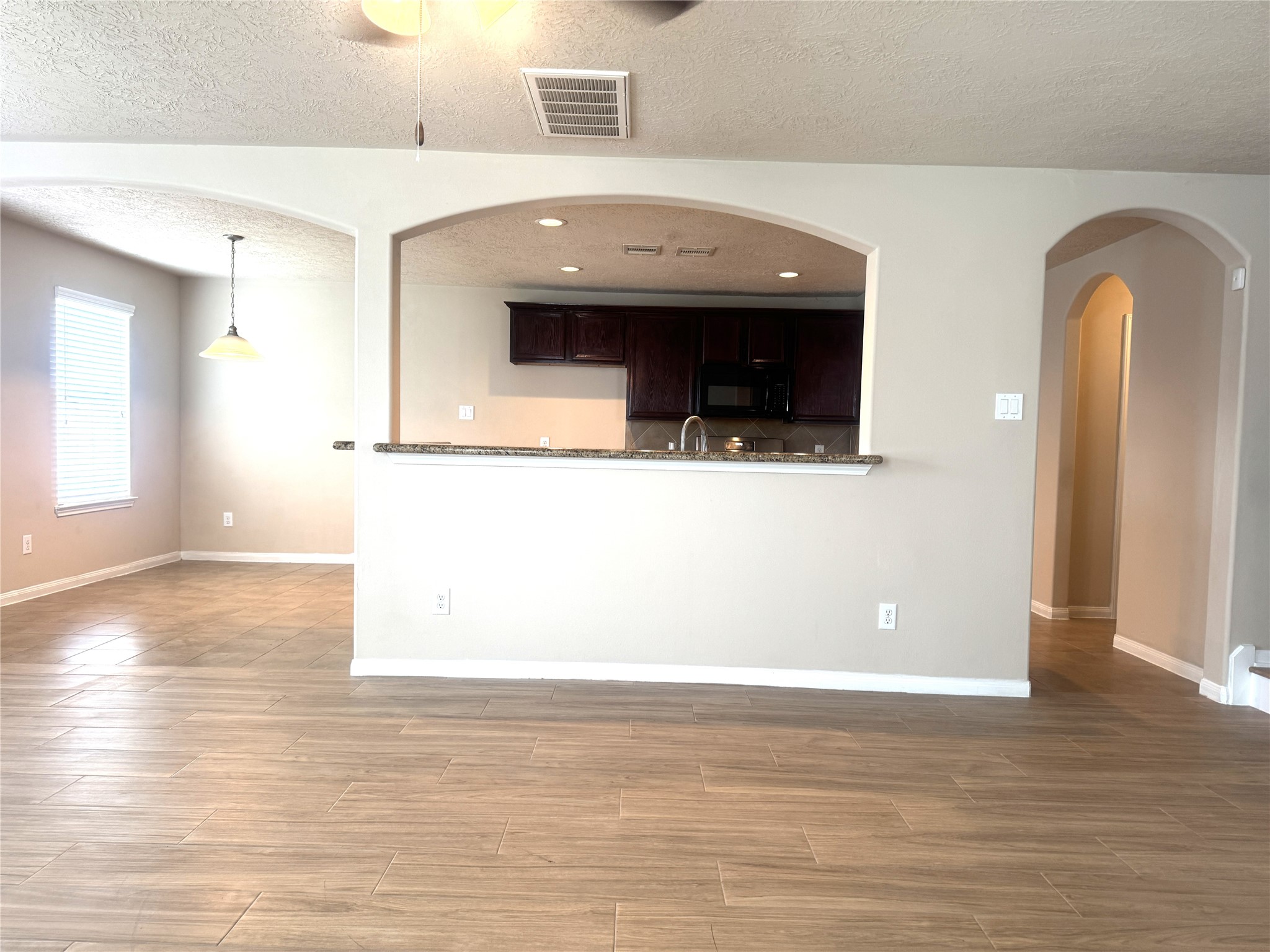 2231 Tandy Park Way Property Photo 7