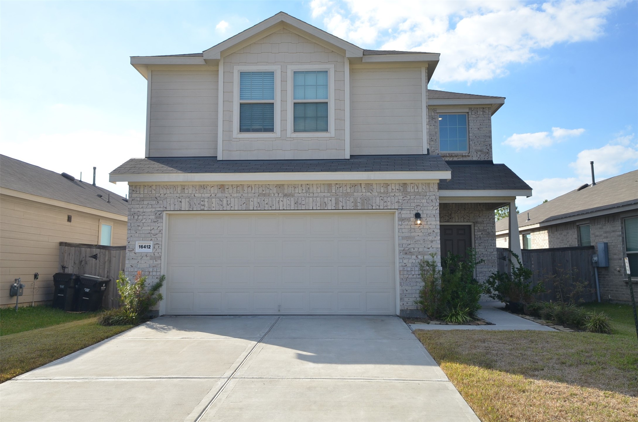 16412 Big Hickory Dr Property Photo 1