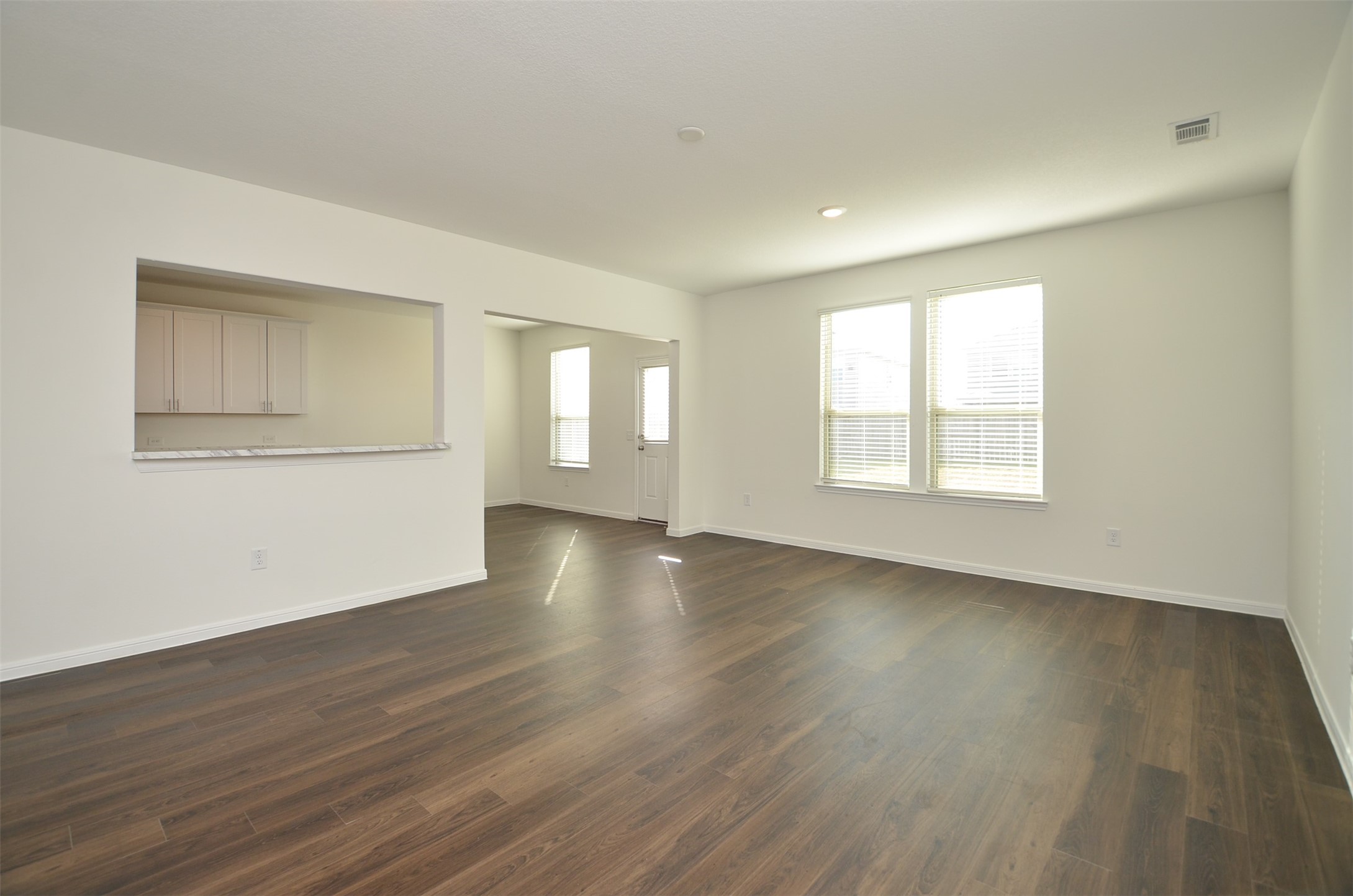 16412 Big Hickory Dr Property Photo 4