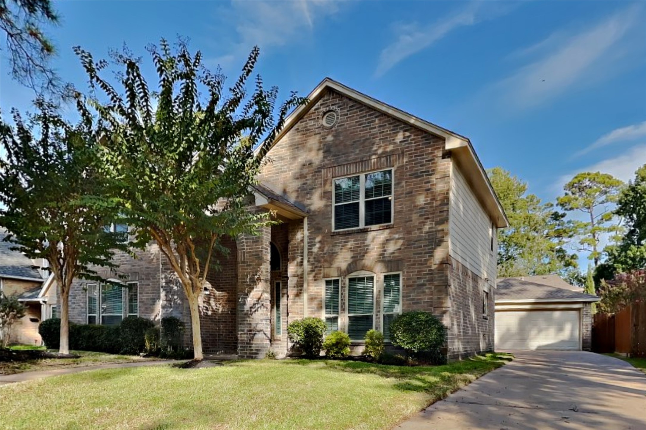 6626 Gentle Bend Drive Property Photo 1