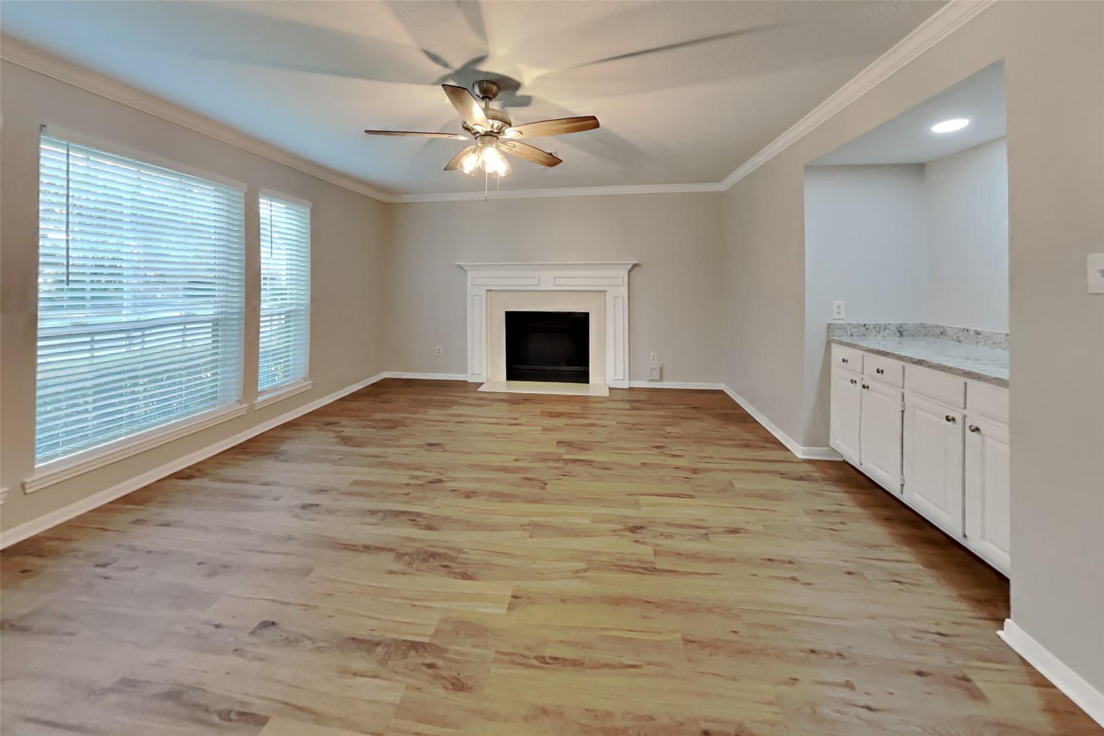 6626 Gentle Bend Drive Property Photo 2