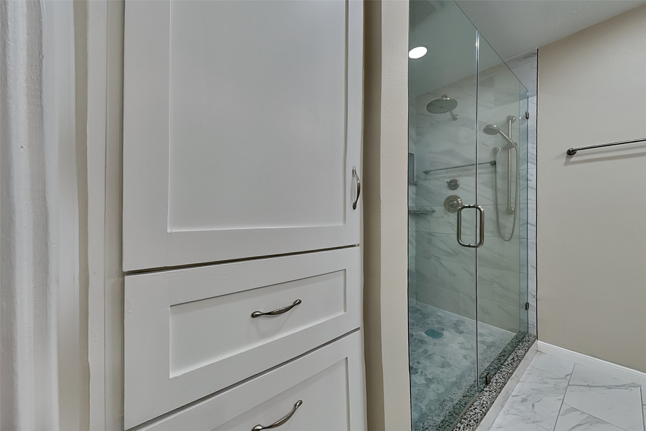 1116 Lake Shore Drive Property Photo 12
