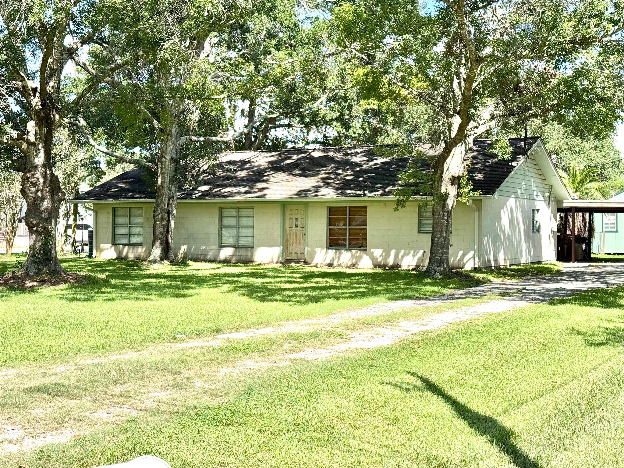 2052 County Road 540 Property Photo 1