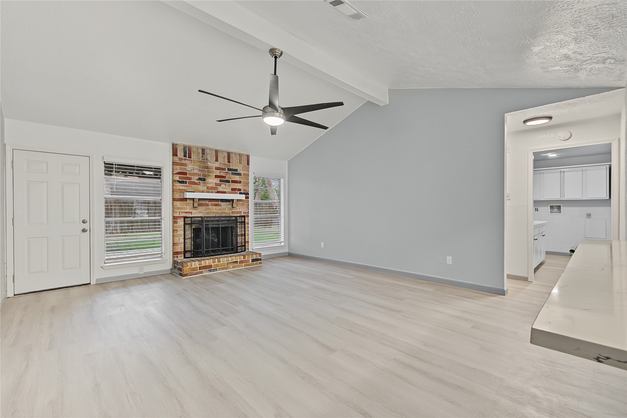 9912 Blue Bird Street Property Photo 15