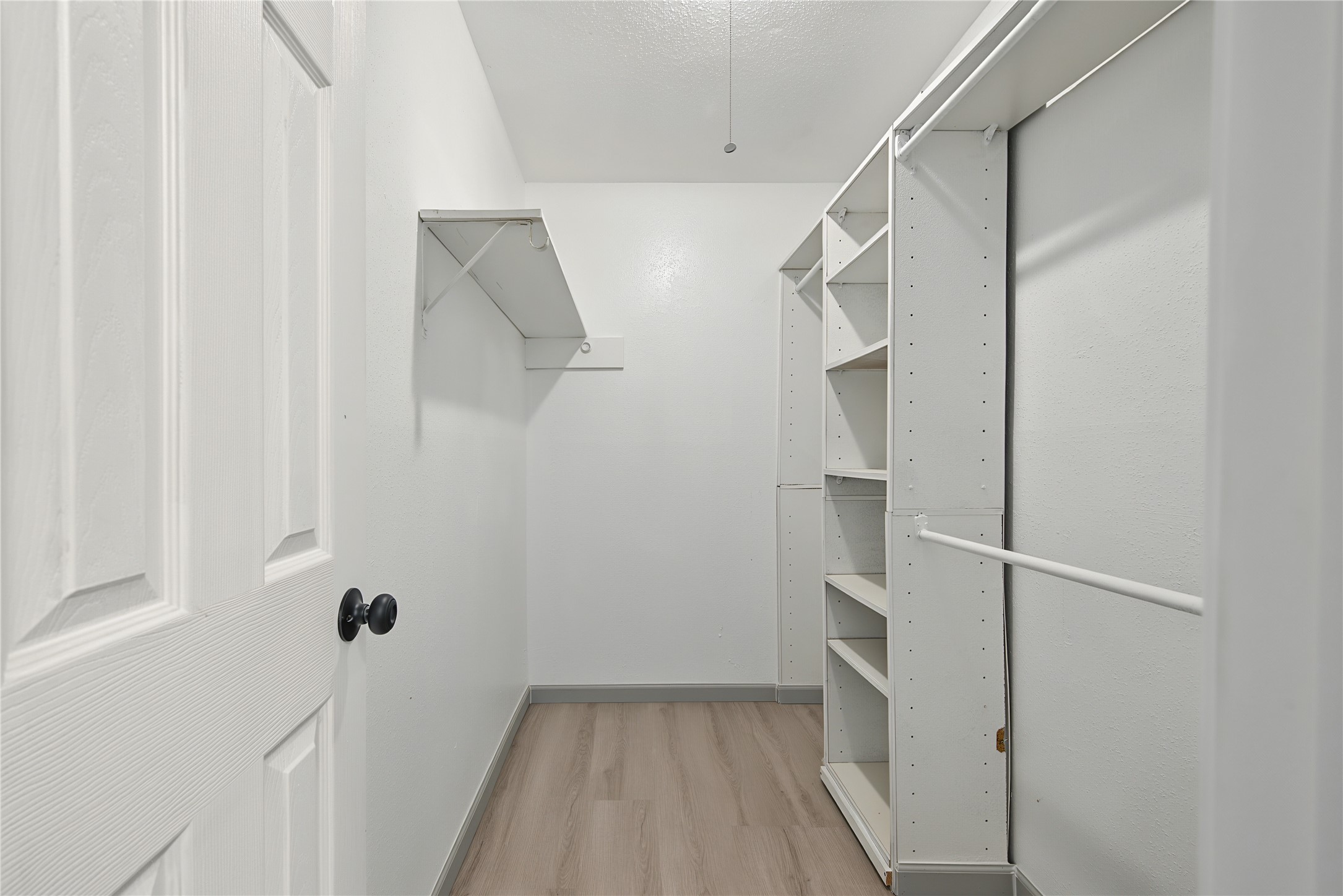 9912 Blue Bird Street Property Photo 26