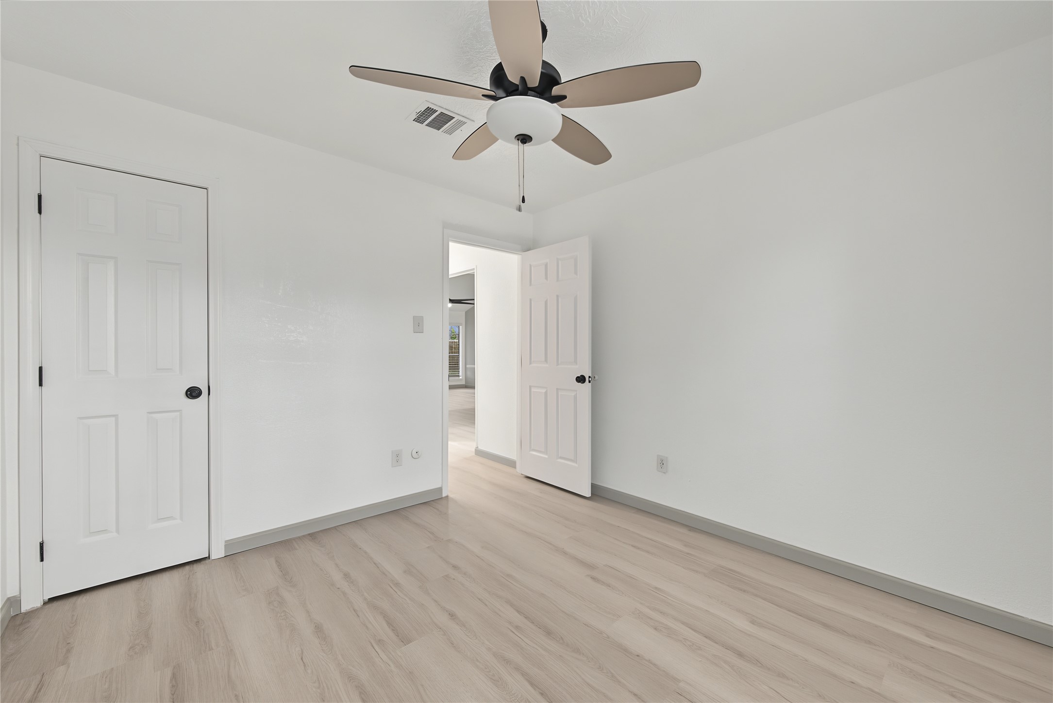 9912 Blue Bird Street Property Photo 37